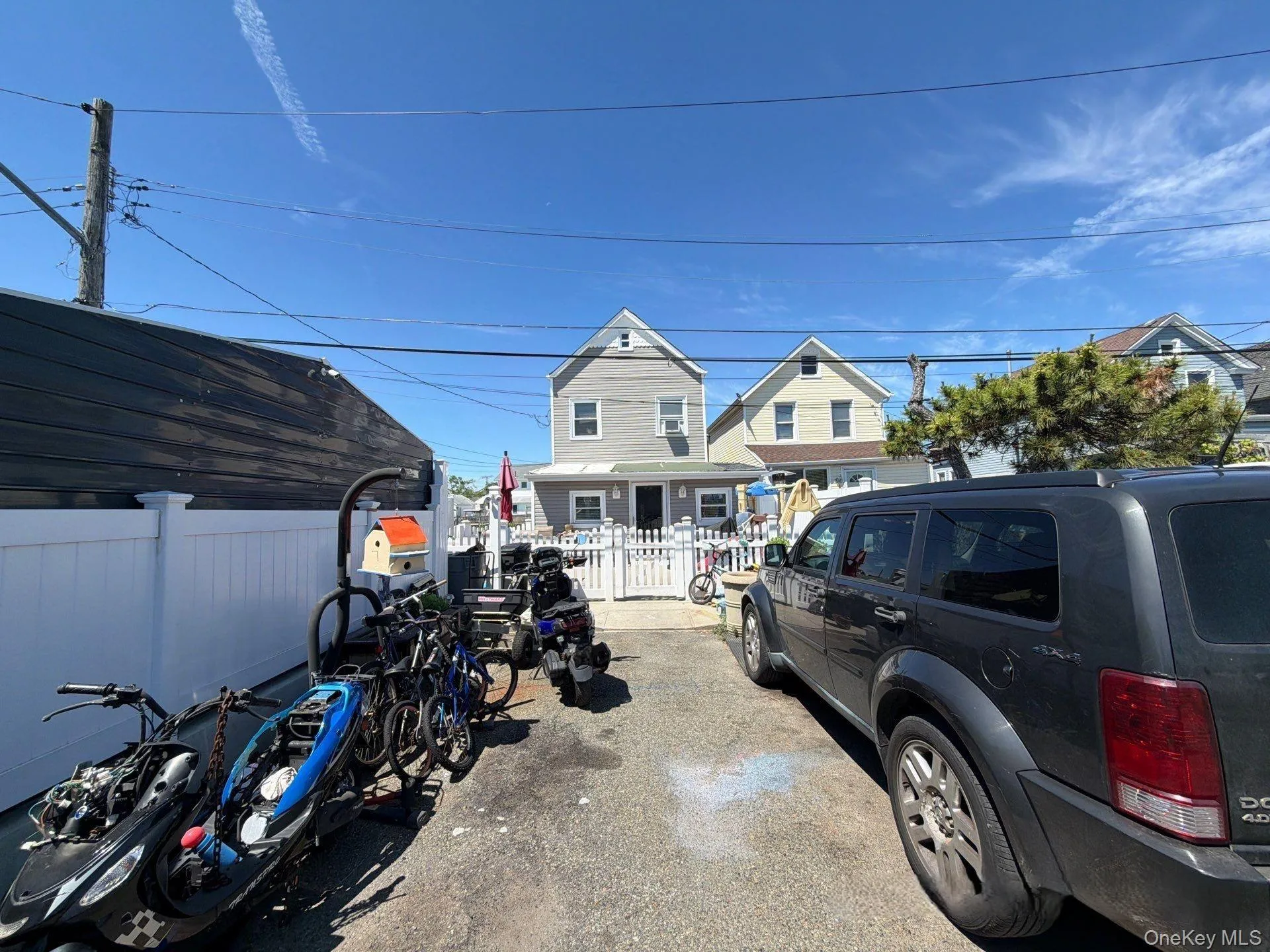 4 Bayview Avenue, New York, NY, 3 Bedrooms Bedrooms, 5 Rooms Rooms,1 BathroomBathrooms,Residential,For Rent,Bayview,0,1018539 4 Bayview Avenue, New York, NY, 3 Bedrooms Bedrooms, 5 Rooms Rooms,1 BathroomBathrooms,Residential,For Rent,Bayview,0,1018539
