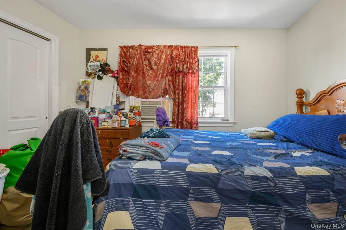 11724 193rd Street, New York, NY, 3 Bedrooms Bedrooms, 6 Rooms Rooms,2 BathroomsBathrooms,Residential,For Rent,193rd,0,1018540 11724 193rd Street, New York, NY, 3 Bedrooms Bedrooms, 6 Rooms Rooms,2 BathroomsBathrooms,Residential,For Rent,193rd,0,1018540