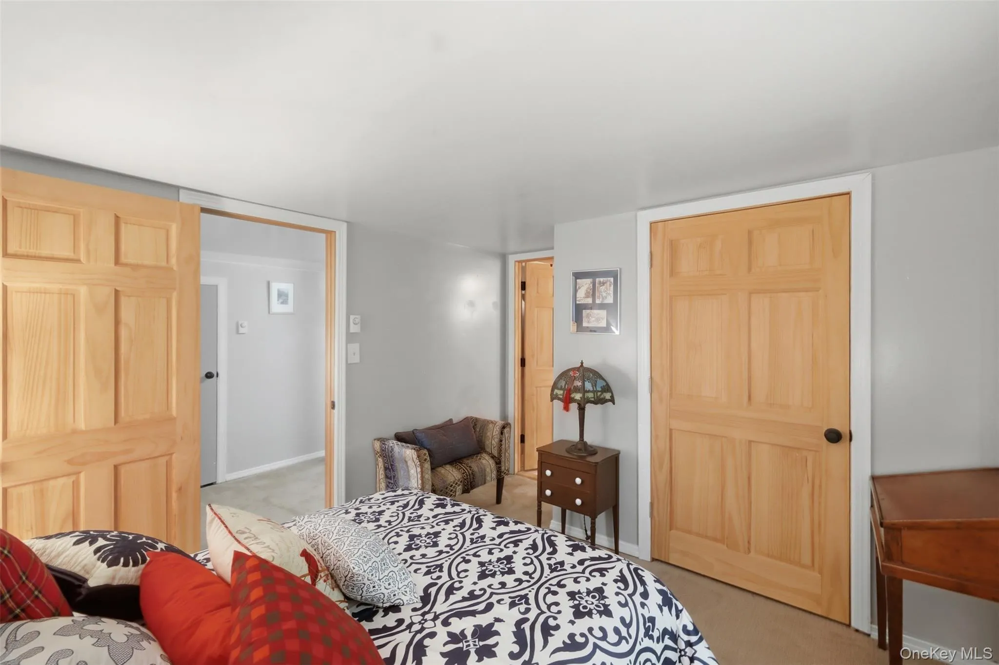 2nd floor bedroom with access to shared full bathroom 2nd floor bedroom with access to shared full bathroom