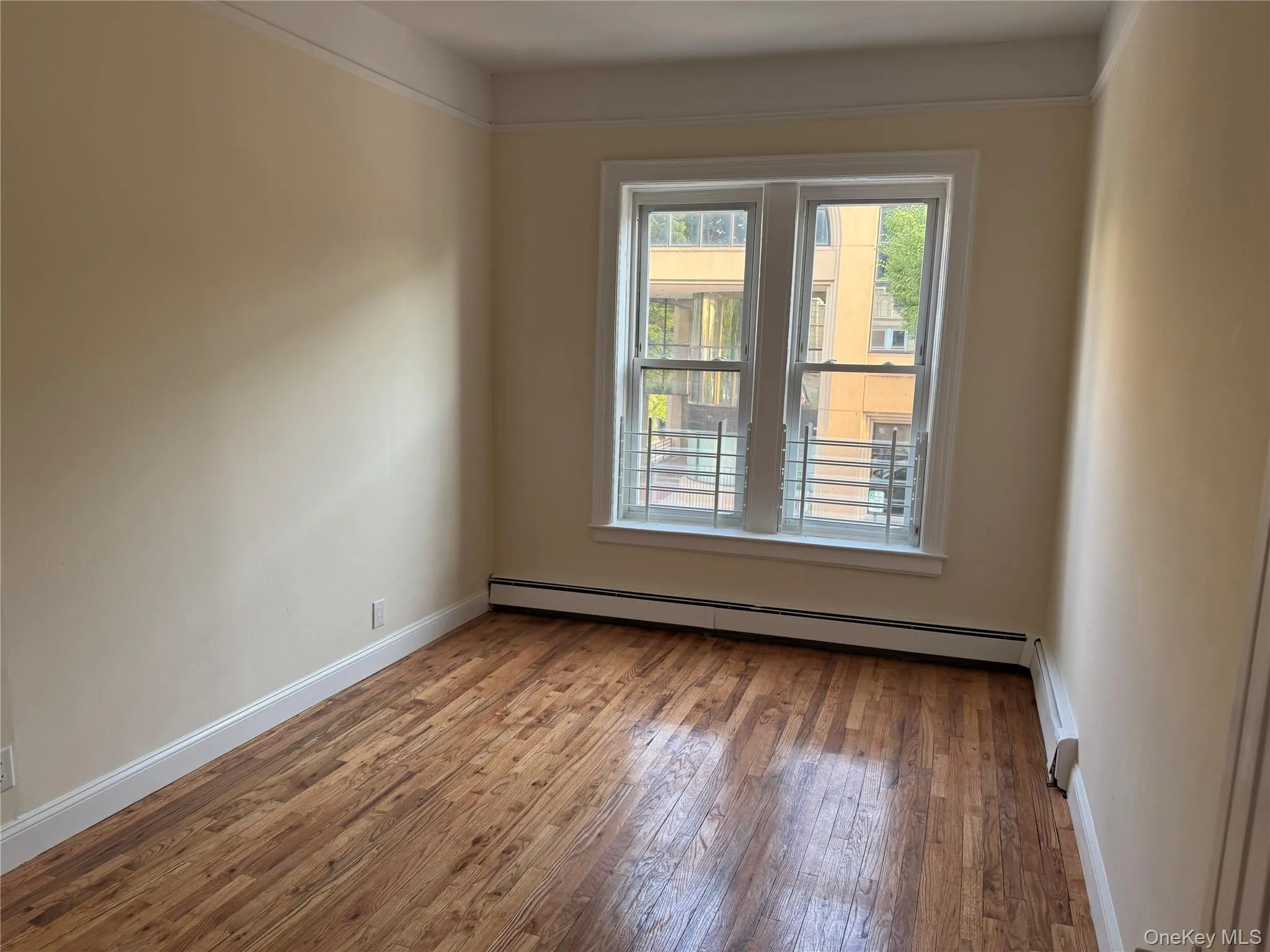 69 Glen Street, Glen Cove, NY, 2 Bedrooms Bedrooms, 4 Rooms Rooms,1 BathroomBathrooms,Residential Lease,For Rent,Glen,0,1018545 69 Glen Street, Glen Cove, NY, 2 Bedrooms Bedrooms, 4 Rooms Rooms,1 BathroomBathrooms,Residential Lease,For Rent,Glen,0,1018545