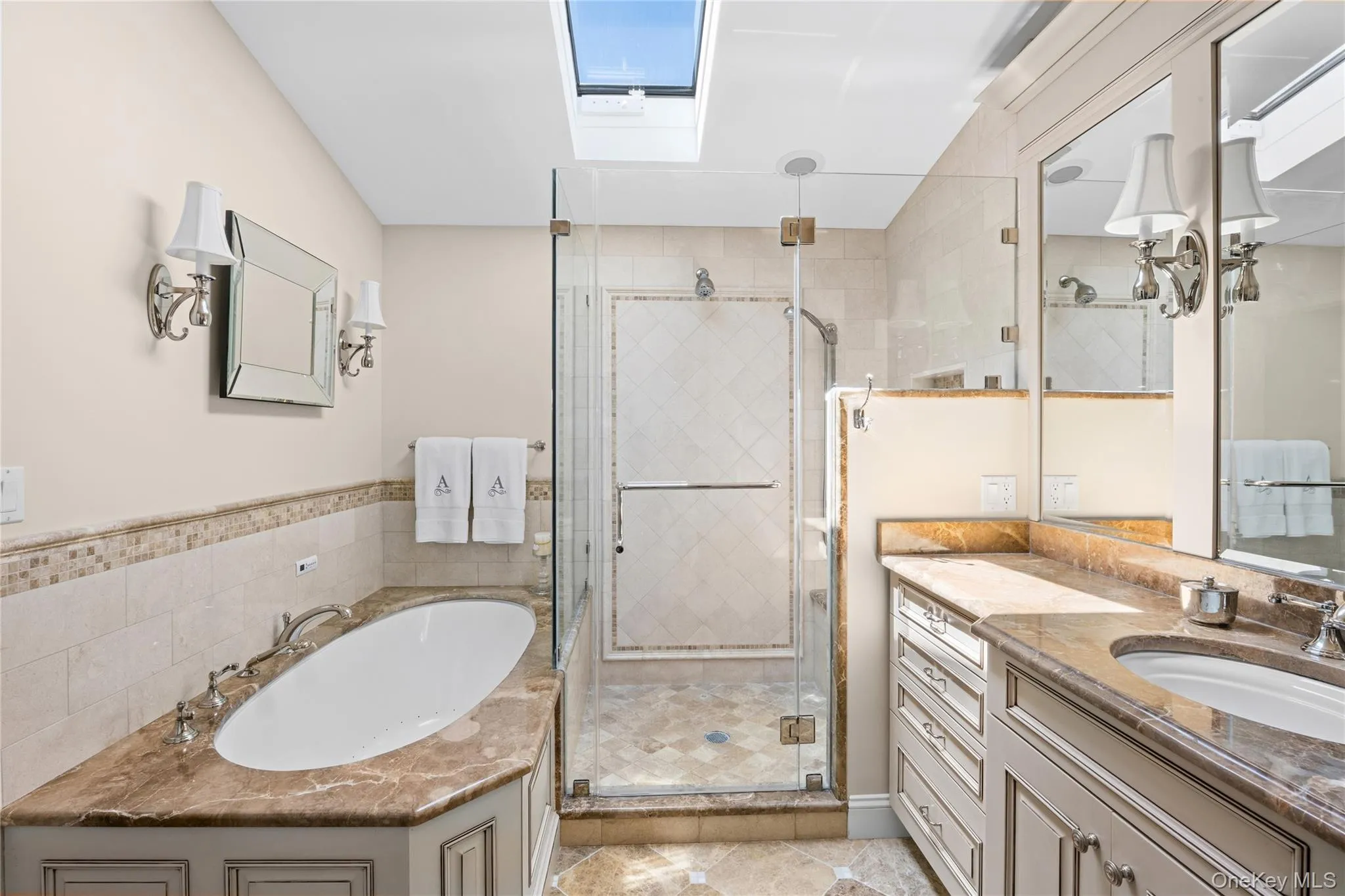 14 Fairway Drive, Brookhaven, NY, 4 Bedrooms Bedrooms, 8 Rooms Rooms,3 BathroomsBathrooms,Residential,For Rent,Fairway,0,KEY1018546 14 Fairway Drive, Brookhaven, NY, 4 Bedrooms Bedrooms, 8 Rooms Rooms,3 BathroomsBathrooms,Residential,For Rent,Fairway,0,KEY1018546