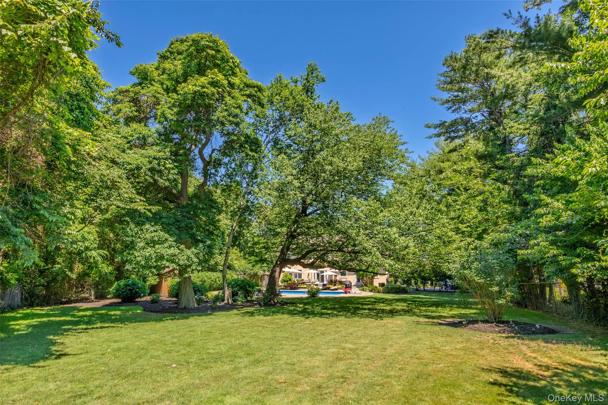 14 Fairway Drive, Brookhaven, NY, 4 Bedrooms Bedrooms, 8 Rooms Rooms,3 BathroomsBathrooms,Residential,For Rent,Fairway,0,KEY1018546 14 Fairway Drive, Brookhaven, NY, 4 Bedrooms Bedrooms, 8 Rooms Rooms,3 BathroomsBathrooms,Residential,For Rent,Fairway,0,KEY1018546