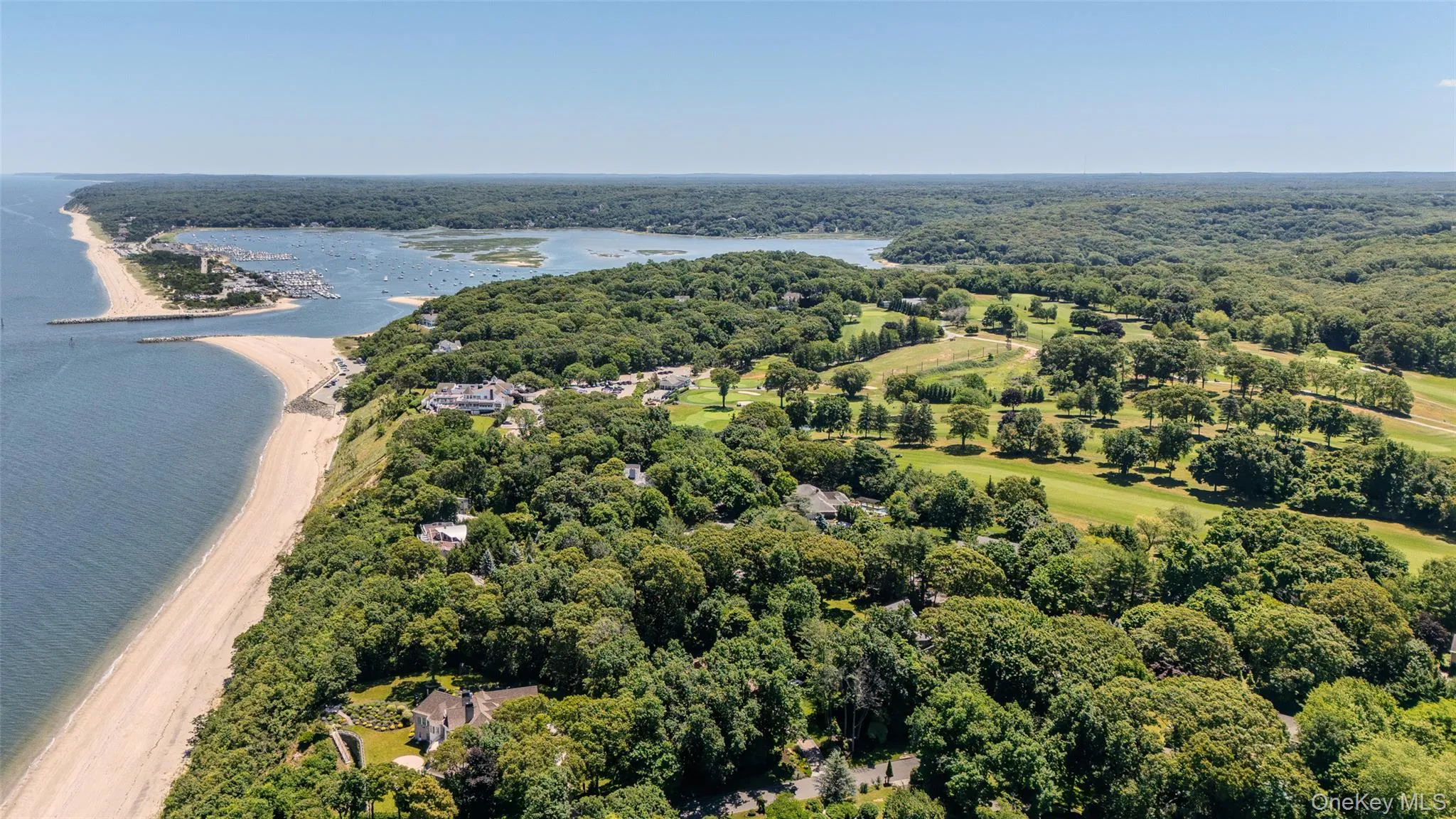 14 Fairway Drive, Brookhaven, NY, 4 Bedrooms Bedrooms, 8 Rooms Rooms,3 BathroomsBathrooms,Residential,For Rent,Fairway,0,KEY1018546 14 Fairway Drive, Brookhaven, NY, 4 Bedrooms Bedrooms, 8 Rooms Rooms,3 BathroomsBathrooms,Residential,For Rent,Fairway,0,KEY1018546