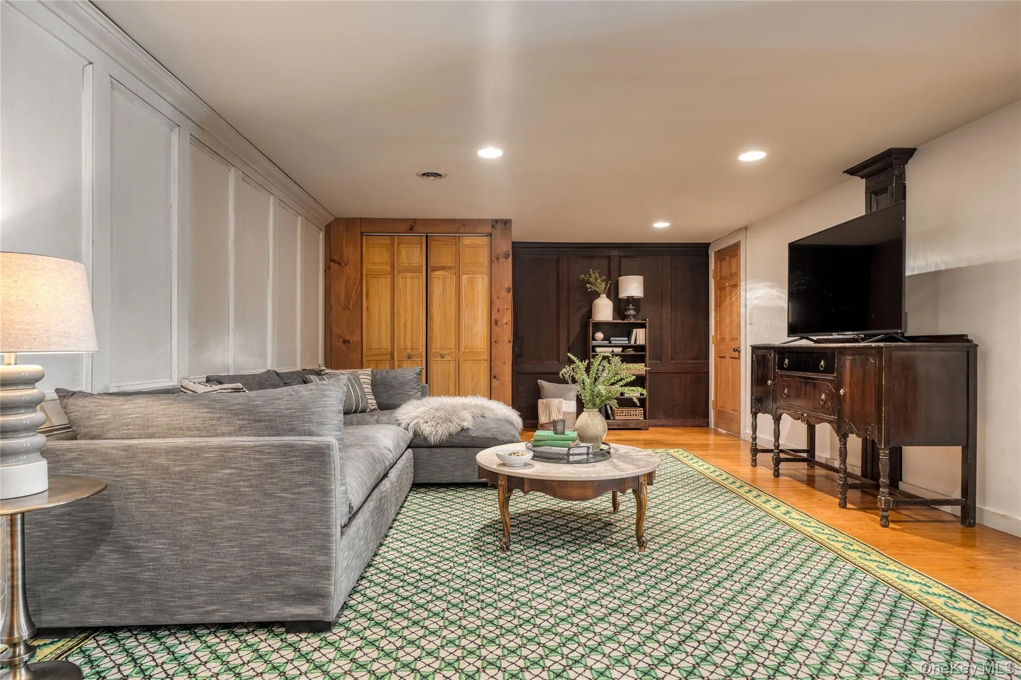 216 Route 385, Catskill, NY, 11 Bedrooms Bedrooms, 19 Rooms Rooms,7 BathroomsBathrooms,Residential,For Rent,Route 385,0,KEY1018548 216 Route 385, Catskill, NY, 11 Bedrooms Bedrooms, 19 Rooms Rooms,7 BathroomsBathrooms,Residential,For Rent,Route 385,0,KEY1018548