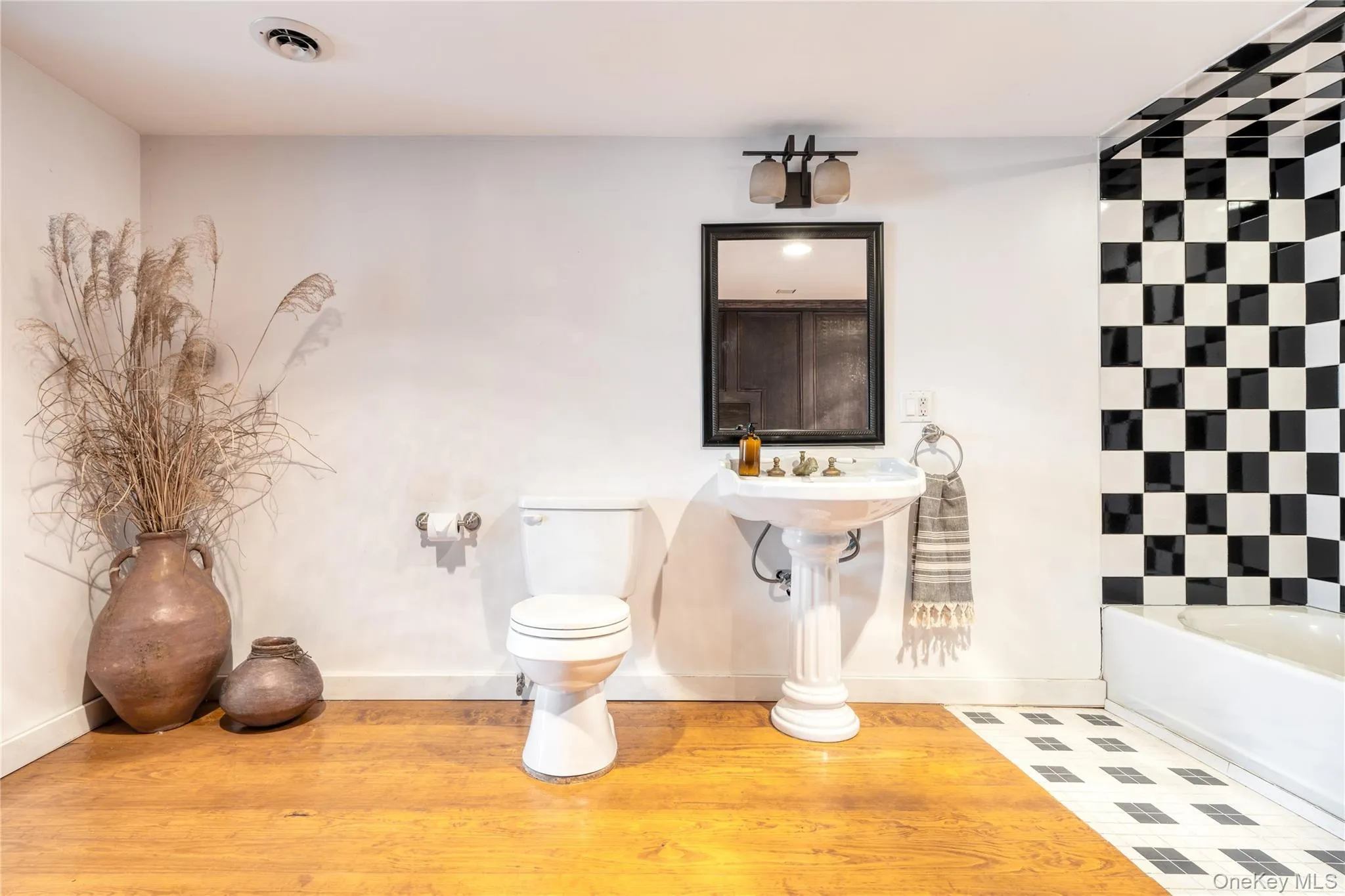 216 Route 385, Catskill, NY, 11 Bedrooms Bedrooms, 19 Rooms Rooms,7 BathroomsBathrooms,Residential,For Rent,Route 385,0,KEY1018548 216 Route 385, Catskill, NY, 11 Bedrooms Bedrooms, 19 Rooms Rooms,7 BathroomsBathrooms,Residential,For Rent,Route 385,0,KEY1018548