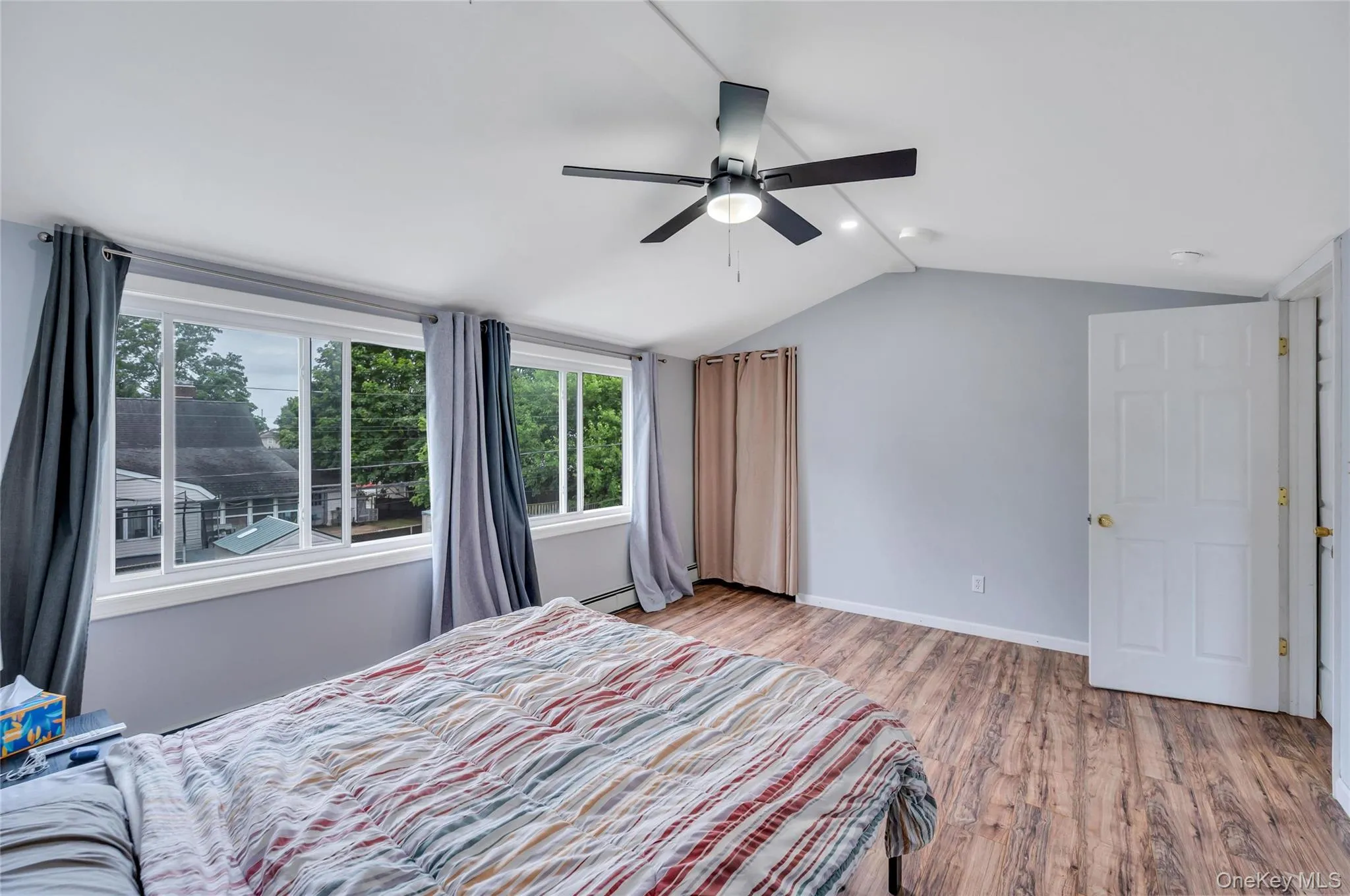 40 Blueberry Lane, Oyster Bay, NY, 5 Bedrooms Bedrooms, 8 Rooms Rooms,2 BathroomsBathrooms,Residential,For Rent,Blueberry,0,KEY1018553 40 Blueberry Lane, Oyster Bay, NY, 5 Bedrooms Bedrooms, 8 Rooms Rooms,2 BathroomsBathrooms,Residential,For Rent,Blueberry,0,KEY1018553