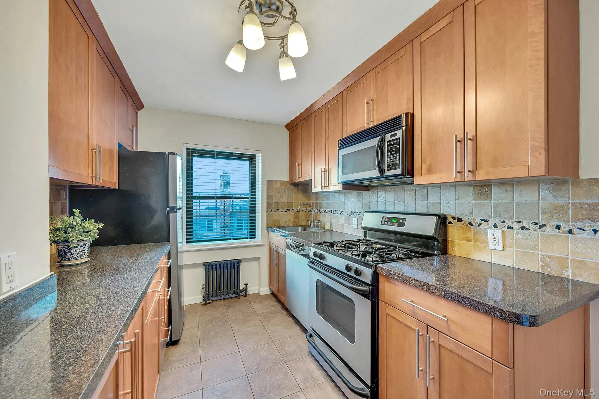 Eat in Kitchen Eat in Kitchen