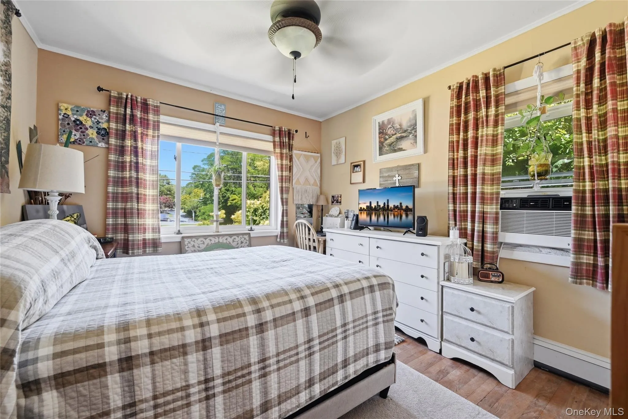 26 Hickory Road, Brookhaven, NY, 4 Bedrooms Bedrooms, 6 Rooms Rooms,1 BathroomBathrooms,Residential,For Rent,Hickory,0,KEY1018557 26 Hickory Road, Brookhaven, NY, 4 Bedrooms Bedrooms, 6 Rooms Rooms,1 BathroomBathrooms,Residential,For Rent,Hickory,0,KEY1018557