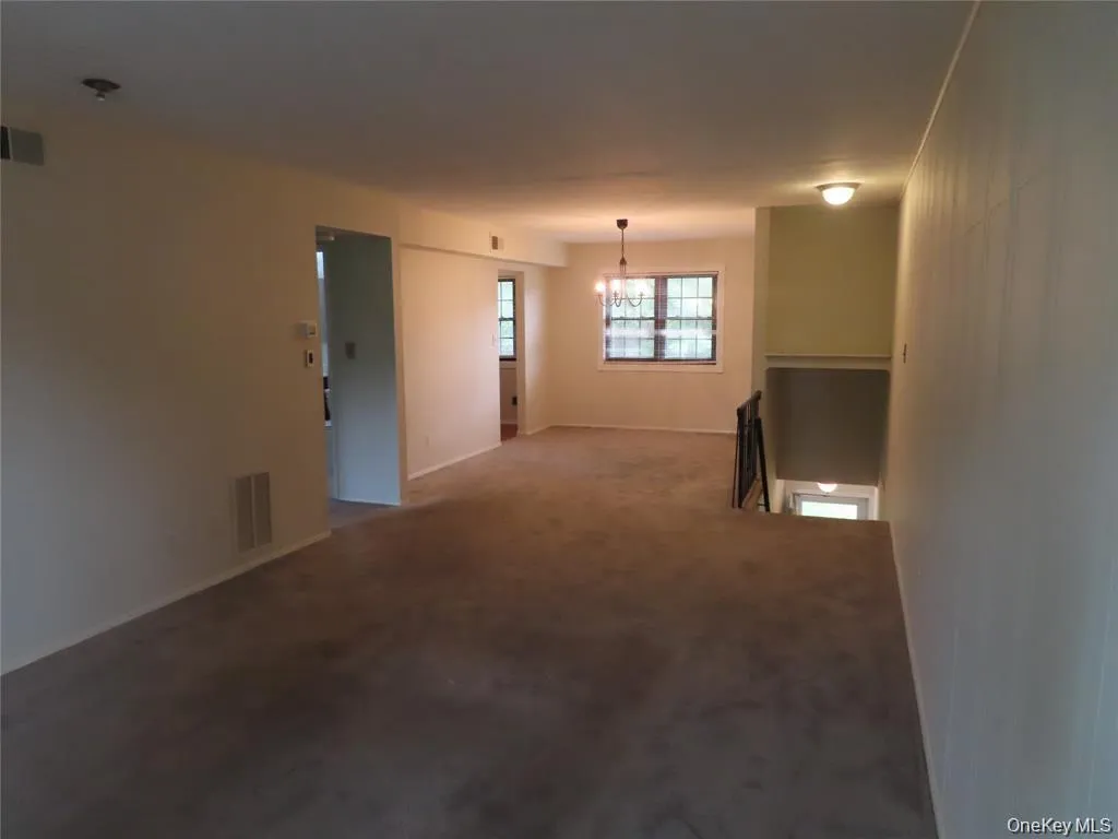 103 Mariners Way, Babylon, NY, 1 Bedroom Bedrooms, 3 Rooms Rooms,1 BathroomBathrooms,Residential,For Rent,Mariners,0,KEY1018567 103 Mariners Way, Babylon, NY, 1 Bedroom Bedrooms, 3 Rooms Rooms,1 BathroomBathrooms,Residential,For Rent,Mariners,0,KEY1018567
