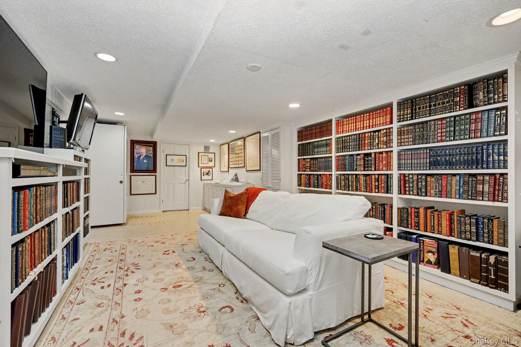 10 Apple Tree Lane, Pound Ridge, NY, 4 Bedrooms Bedrooms, 9 Rooms Rooms,3 BathroomsBathrooms,Residential,For Rent,Apple Tree,0,1018569 10 Apple Tree Lane, Pound Ridge, NY, 4 Bedrooms Bedrooms, 9 Rooms Rooms,3 BathroomsBathrooms,Residential,For Rent,Apple Tree,0,1018569