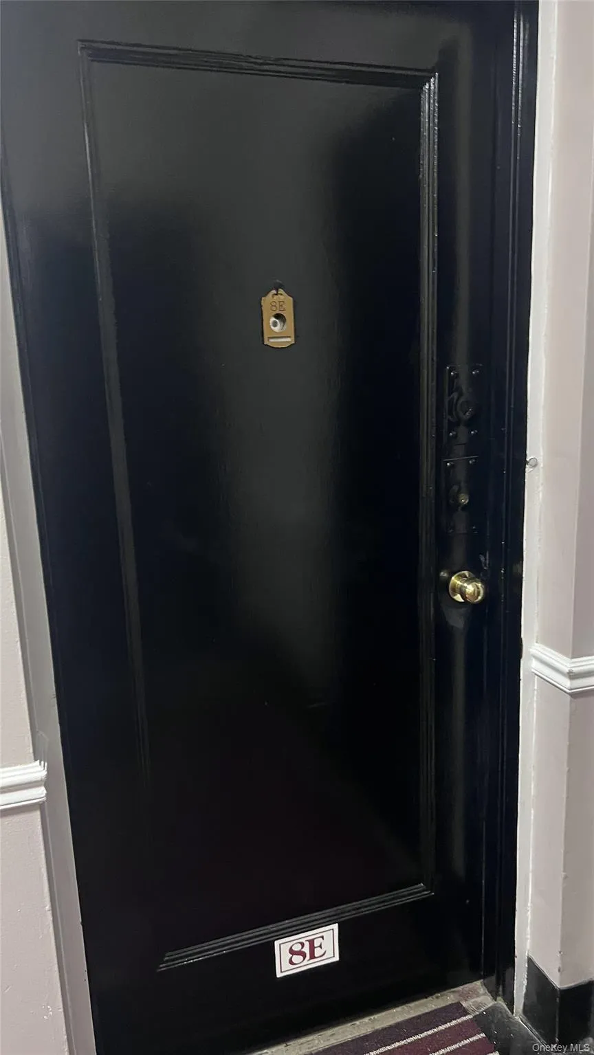 290 Collins Avenue, Mount Vernon, NY, 1 Bedroom Bedrooms, 4 Rooms Rooms,1 BathroomBathrooms,Residential,For Rent,Collins,0,1018577 290 Collins Avenue, Mount Vernon, NY, 1 Bedroom Bedrooms, 4 Rooms Rooms,1 BathroomBathrooms,Residential,For Rent,Collins,0,1018577