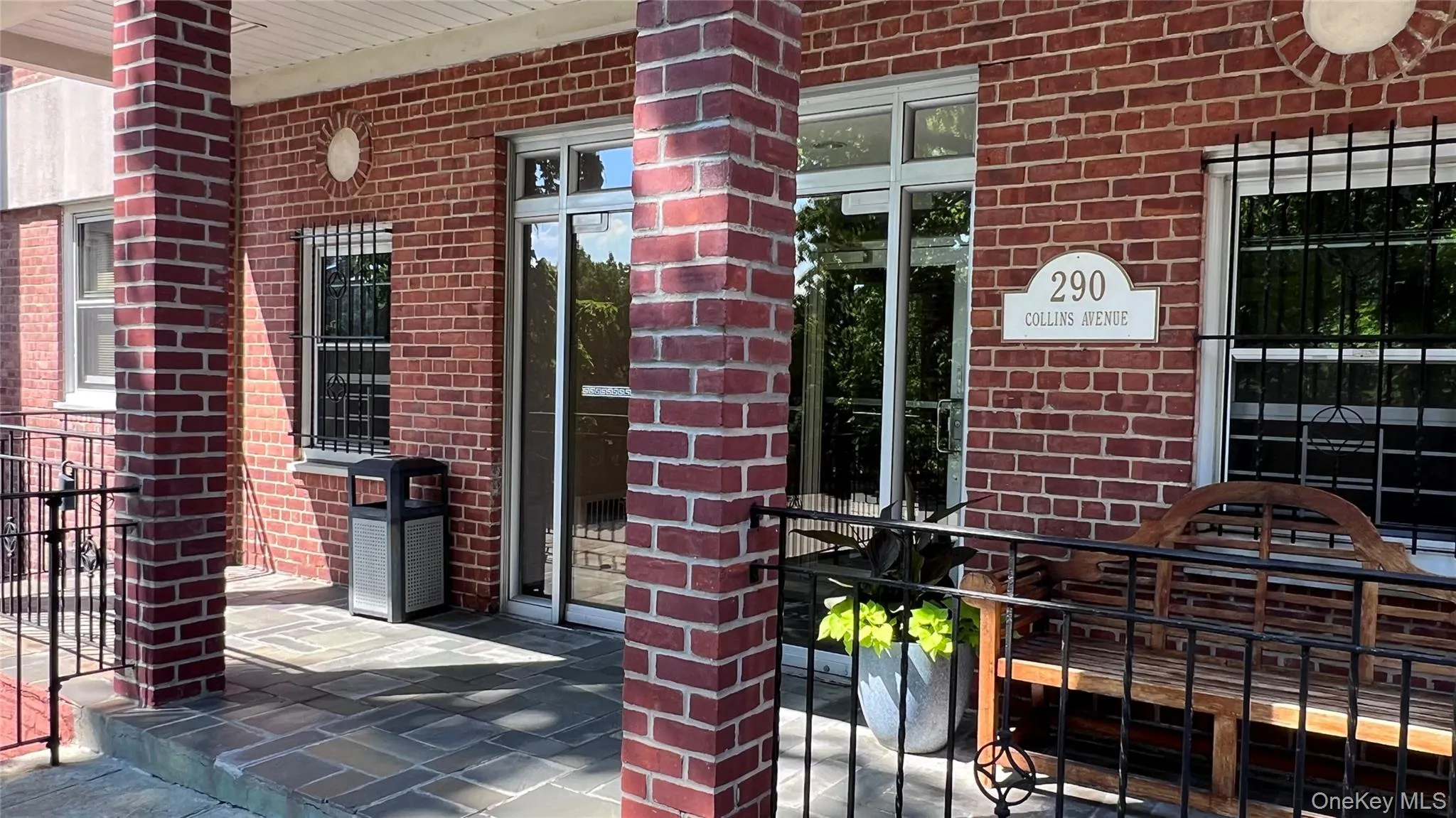 290 Collins Avenue, Mount Vernon, NY, 1 Bedroom Bedrooms, 4 Rooms Rooms,1 BathroomBathrooms,Residential,For Rent,Collins,0,1018577 290 Collins Avenue, Mount Vernon, NY, 1 Bedroom Bedrooms, 4 Rooms Rooms,1 BathroomBathrooms,Residential,For Rent,Collins,0,1018577