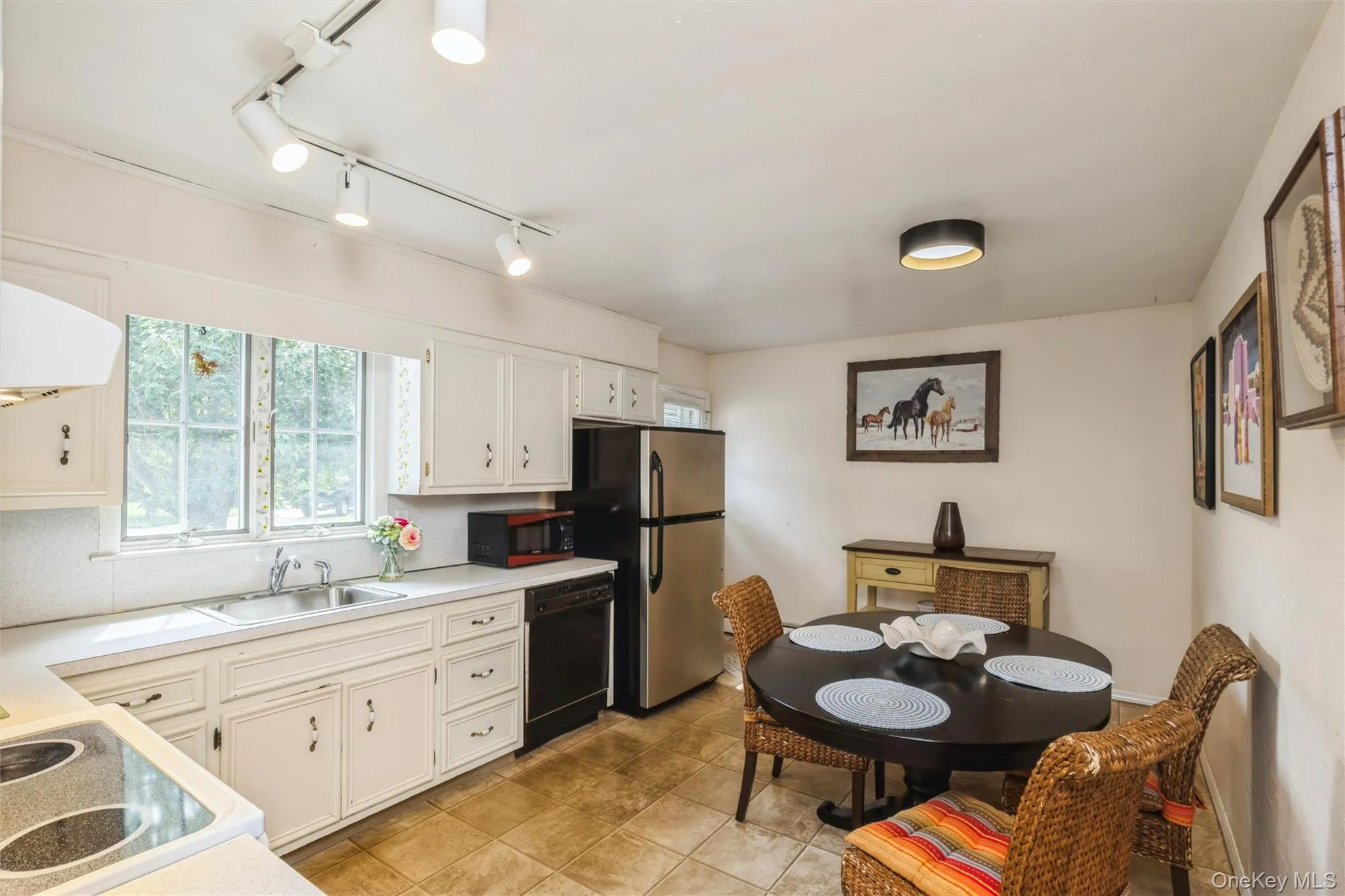 87 Center Street, Brookhaven, NY, 3 Bedrooms Bedrooms, 6 Rooms Rooms,2 BathroomsBathrooms,Residential,For Rent,Center,0,1018583 87 Center Street, Brookhaven, NY, 3 Bedrooms Bedrooms, 6 Rooms Rooms,2 BathroomsBathrooms,Residential,For Rent,Center,0,1018583