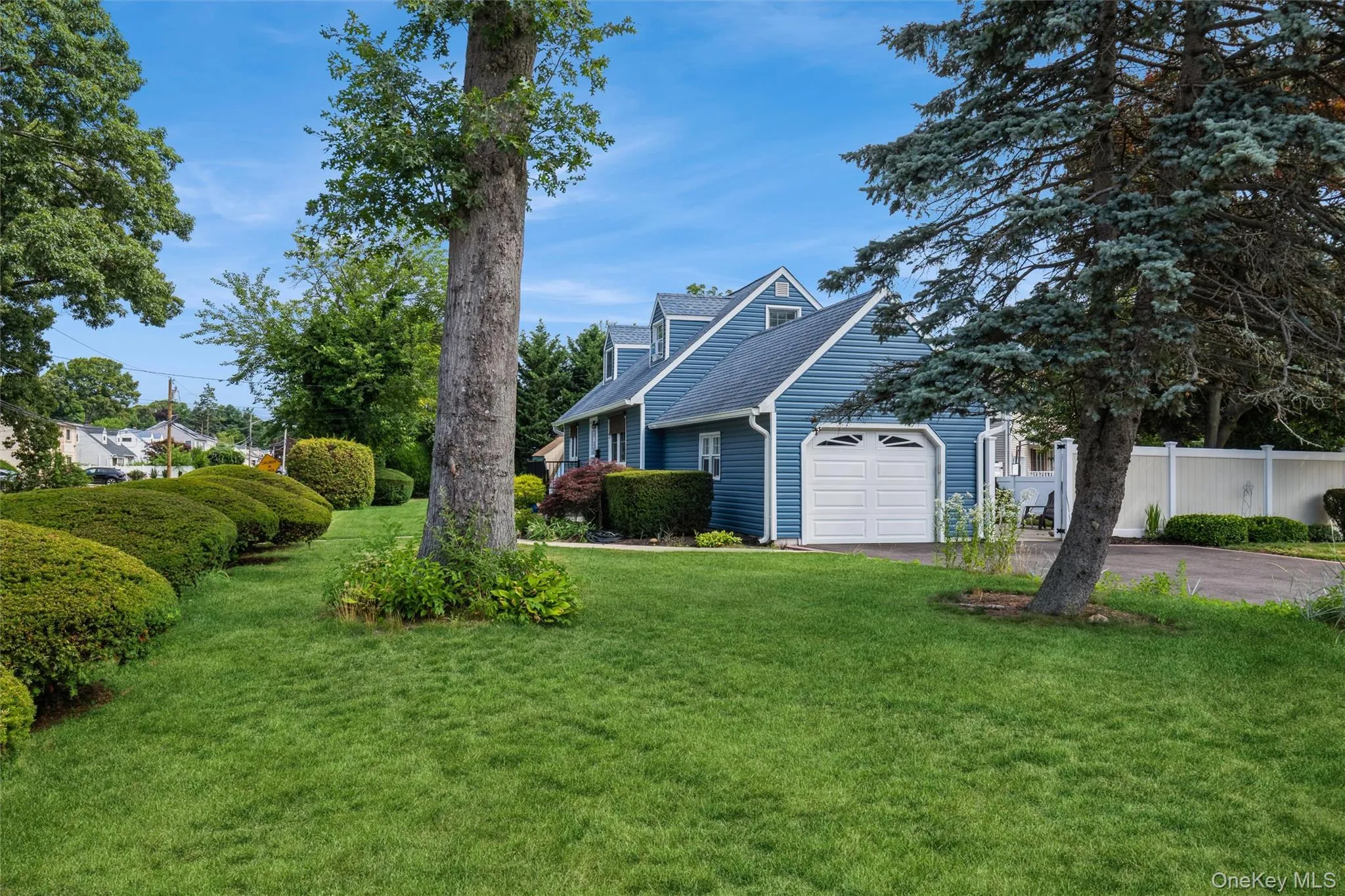 87 Center Street, Brookhaven, NY, 3 Bedrooms Bedrooms, 6 Rooms Rooms,2 BathroomsBathrooms,Residential,For Rent,Center,0,1018583 87 Center Street, Brookhaven, NY, 3 Bedrooms Bedrooms, 6 Rooms Rooms,2 BathroomsBathrooms,Residential,For Rent,Center,0,1018583