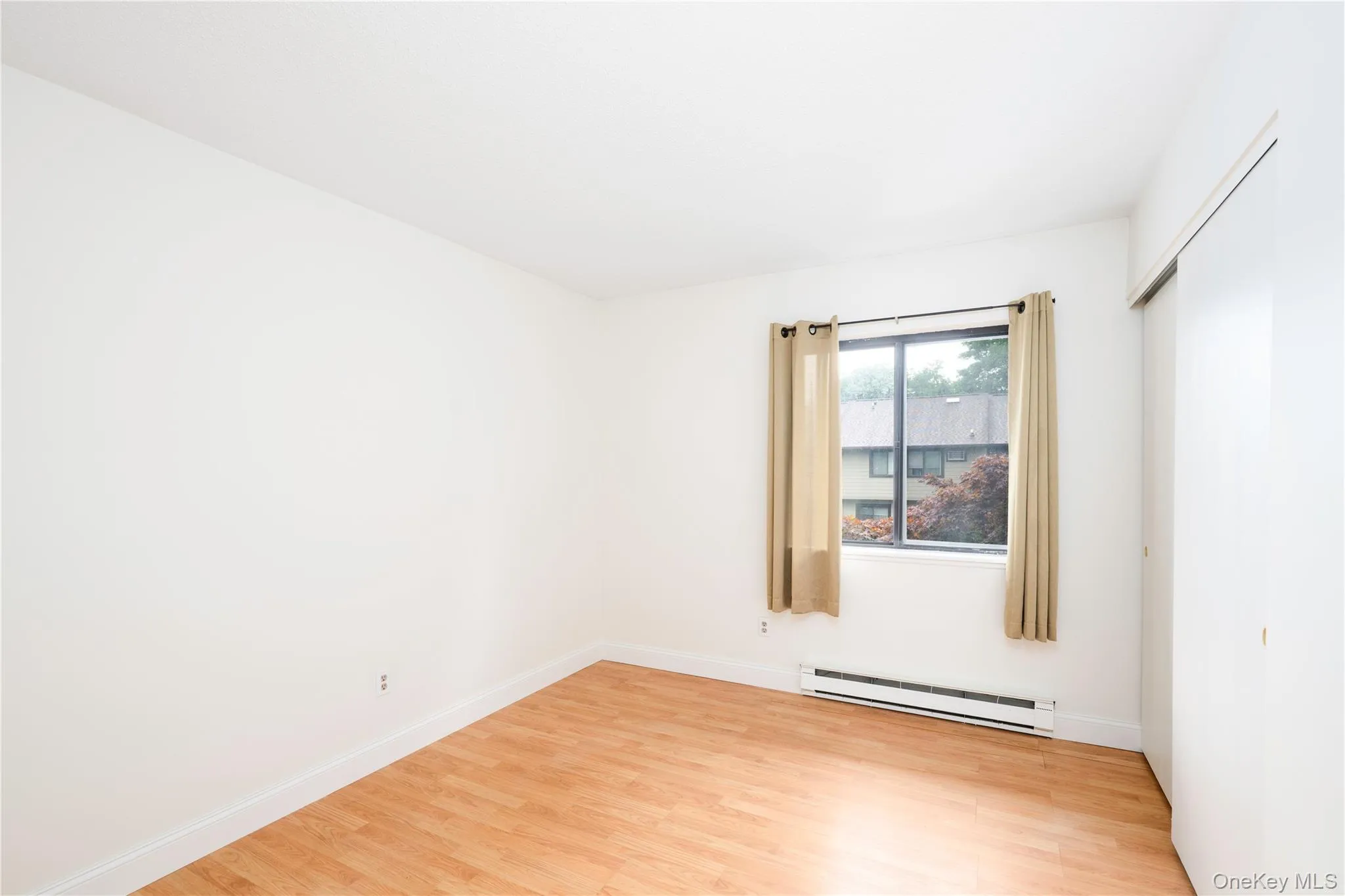 3 Hudson Heights Drive, Poughkeepsie, NY, 3 Bedrooms Bedrooms, 6 Rooms Rooms,1 BathroomBathrooms,Residential,For Rent,Hudson Heights,0,1018588 3 Hudson Heights Drive, Poughkeepsie, NY, 3 Bedrooms Bedrooms, 6 Rooms Rooms,1 BathroomBathrooms,Residential,For Rent,Hudson Heights,0,1018588