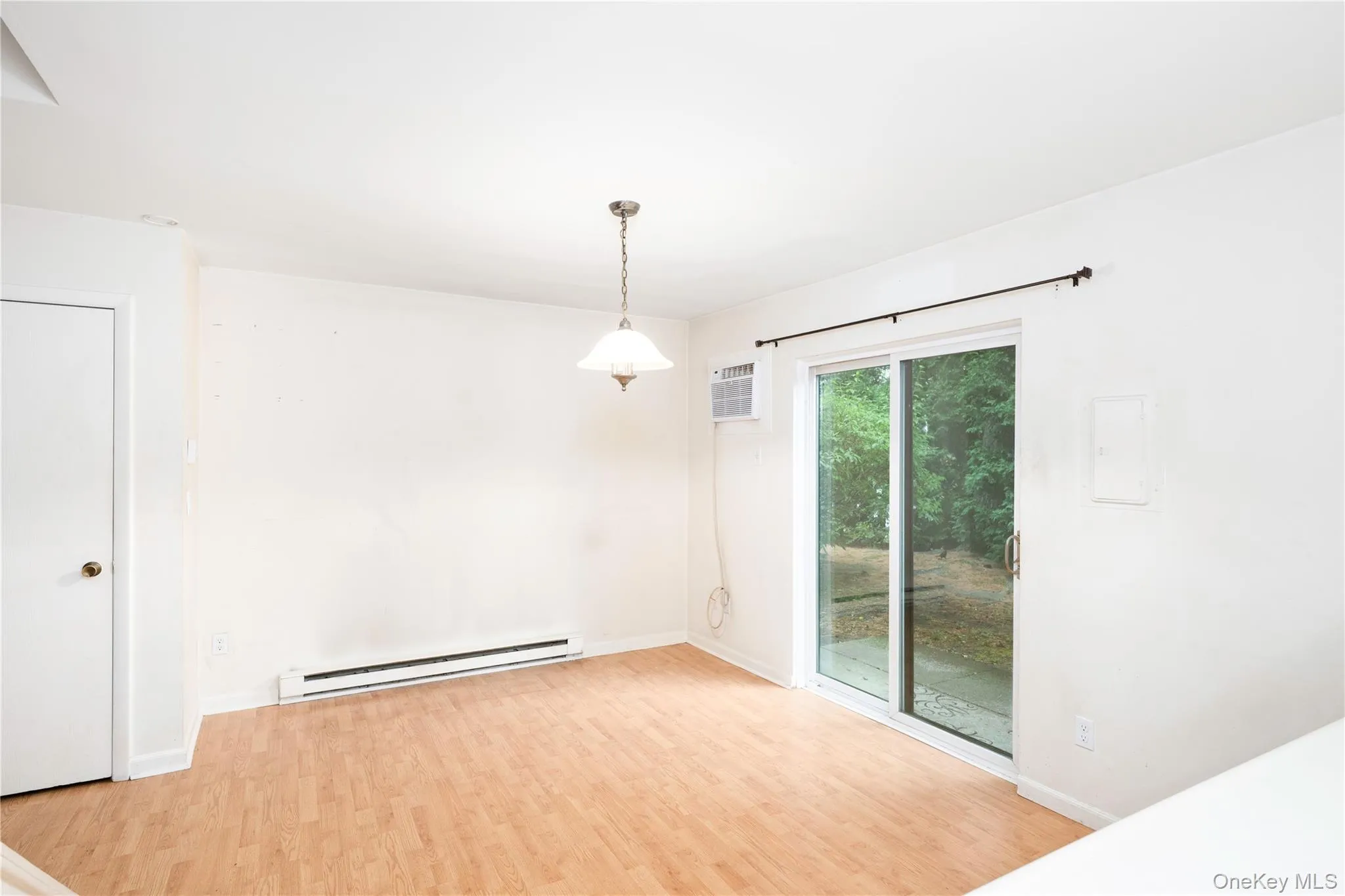 3 Hudson Heights Drive, Poughkeepsie, NY, 3 Bedrooms Bedrooms, 6 Rooms Rooms,1 BathroomBathrooms,Residential,For Rent,Hudson Heights,0,1018588 3 Hudson Heights Drive, Poughkeepsie, NY, 3 Bedrooms Bedrooms, 6 Rooms Rooms,1 BathroomBathrooms,Residential,For Rent,Hudson Heights,0,1018588