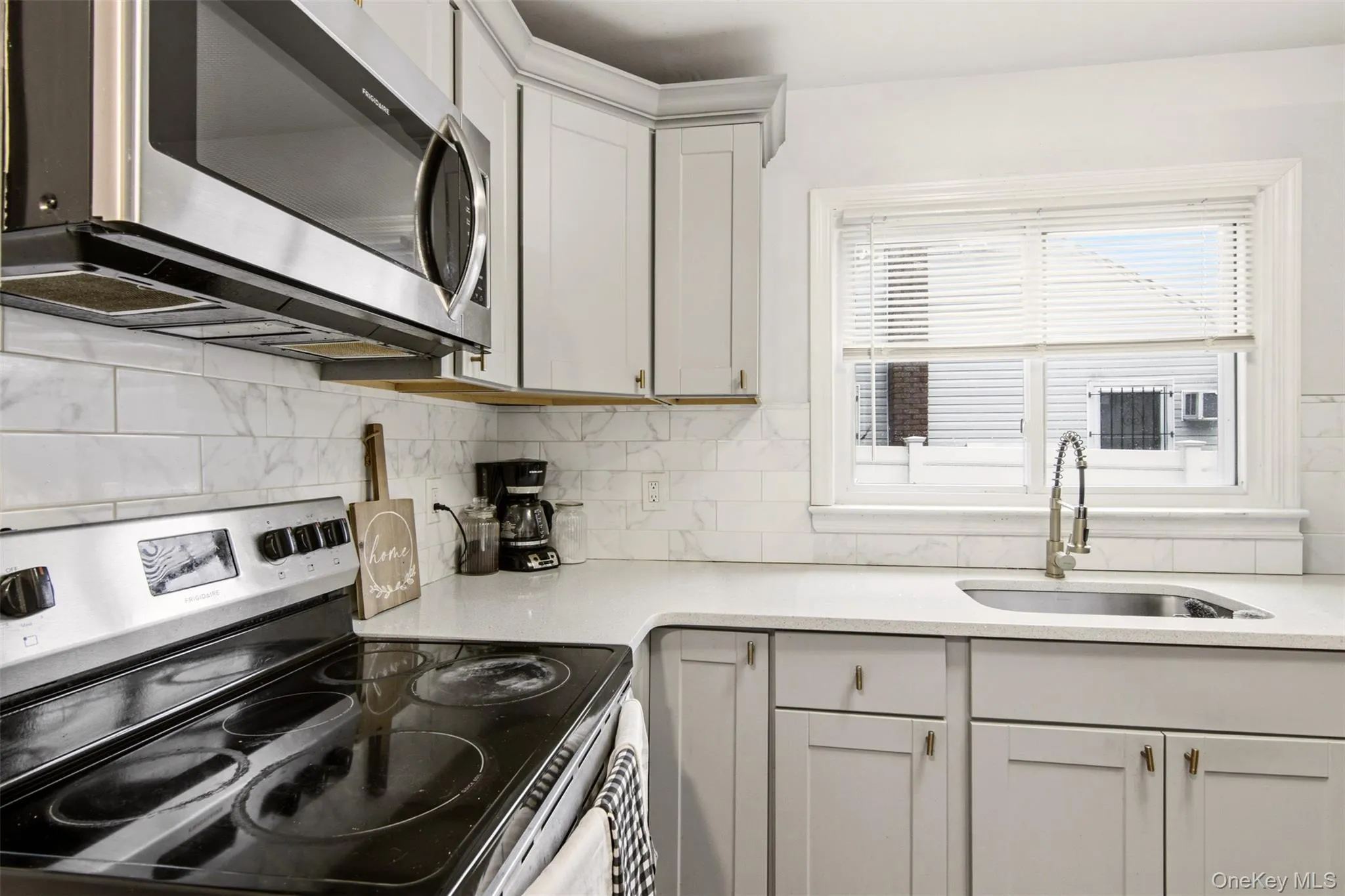 114 Davidson Street, Babylon, NY, 3 Bedrooms Bedrooms, 6 Rooms Rooms,2 BathroomsBathrooms,Residential,For Rent,Davidson,0,1018589 114 Davidson Street, Babylon, NY, 3 Bedrooms Bedrooms, 6 Rooms Rooms,2 BathroomsBathrooms,Residential,For Rent,Davidson,0,1018589