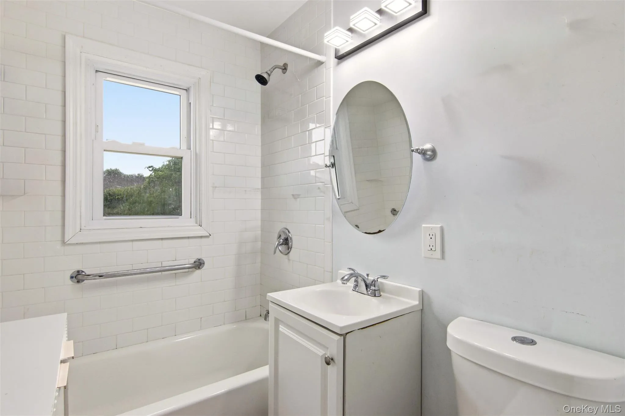 114 Davidson Street, Babylon, NY, 3 Bedrooms Bedrooms, 6 Rooms Rooms,2 BathroomsBathrooms,Residential,For Rent,Davidson,0,1018589 114 Davidson Street, Babylon, NY, 3 Bedrooms Bedrooms, 6 Rooms Rooms,2 BathroomsBathrooms,Residential,For Rent,Davidson,0,1018589
