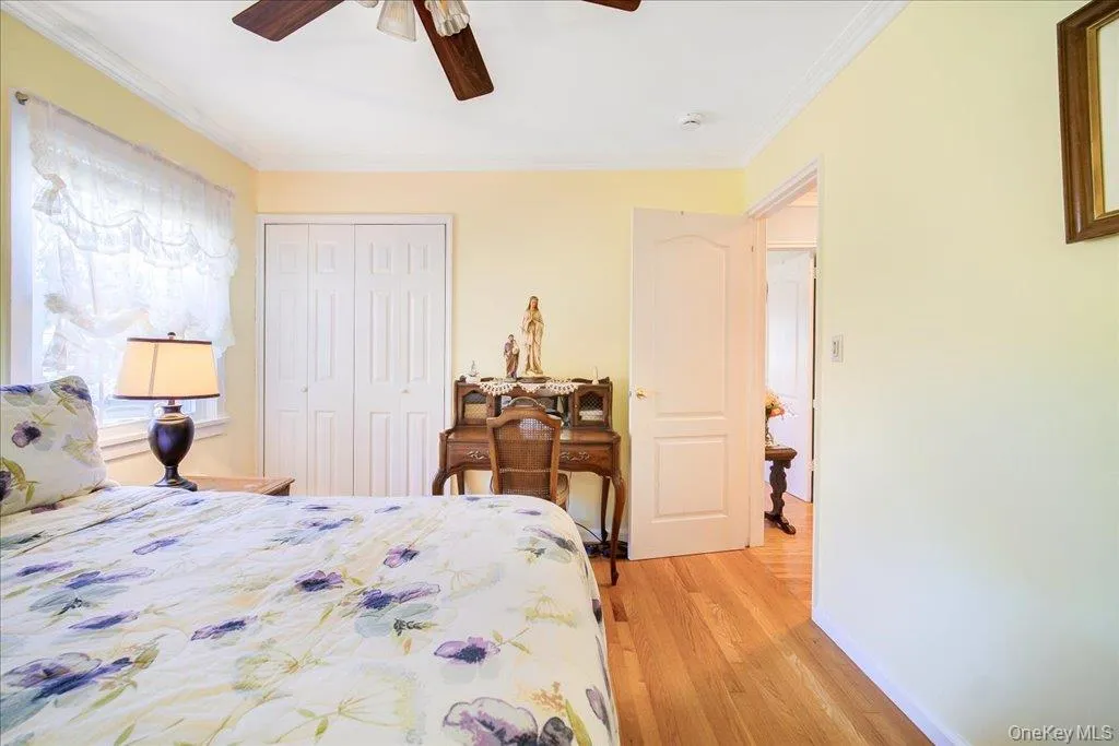 21 Midland Avenue, Woodbury, NY, 3 Bedrooms Bedrooms, 7 Rooms Rooms,2 BathroomsBathrooms,Residential,For Rent,Midland,0,1018592 21 Midland Avenue, Woodbury, NY, 3 Bedrooms Bedrooms, 7 Rooms Rooms,2 BathroomsBathrooms,Residential,For Rent,Midland,0,1018592
