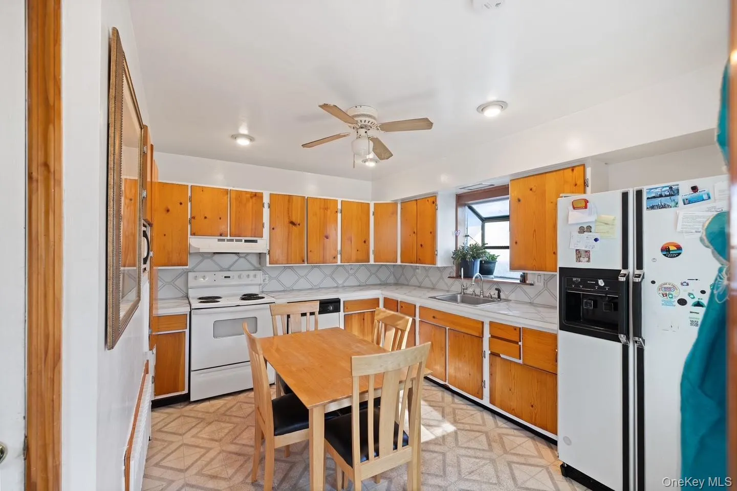 4 Roosevelt Street, Islip, NY, 3 Bedrooms Bedrooms, 5 Rooms Rooms,2 BathroomsBathrooms,Residential,For Rent,Roosevelt,0,KEY1018595 4 Roosevelt Street, Islip, NY, 3 Bedrooms Bedrooms, 5 Rooms Rooms,2 BathroomsBathrooms,Residential,For Rent,Roosevelt,0,KEY1018595