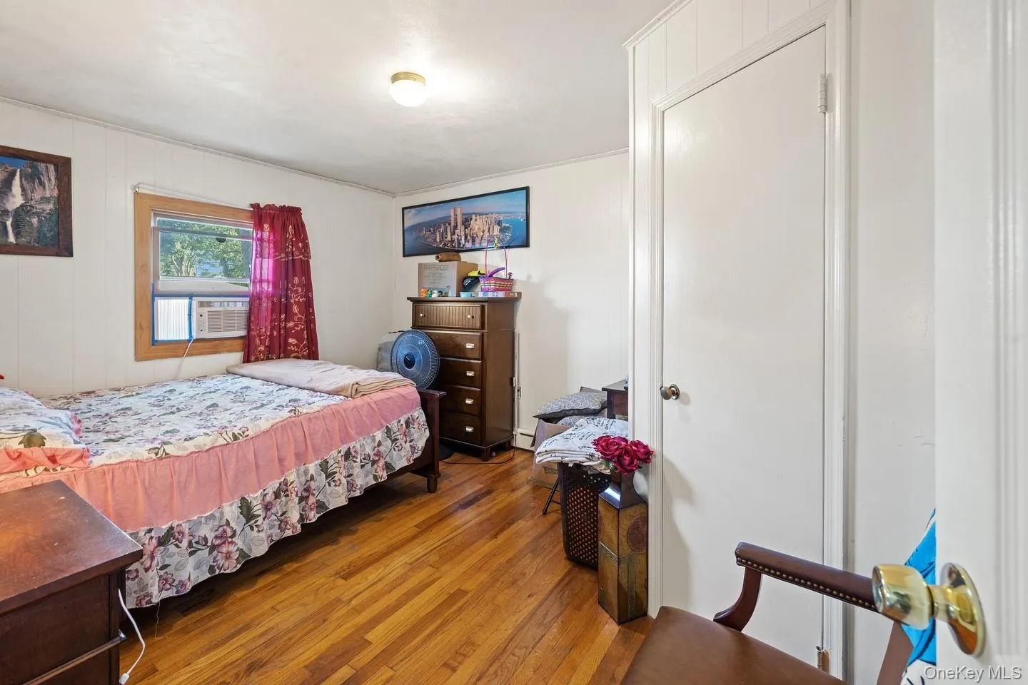 4 Roosevelt Street, Islip, NY, 3 Bedrooms Bedrooms, 5 Rooms Rooms,2 BathroomsBathrooms,Residential,For Rent,Roosevelt,0,KEY1018595 4 Roosevelt Street, Islip, NY, 3 Bedrooms Bedrooms, 5 Rooms Rooms,2 BathroomsBathrooms,Residential,For Rent,Roosevelt,0,KEY1018595