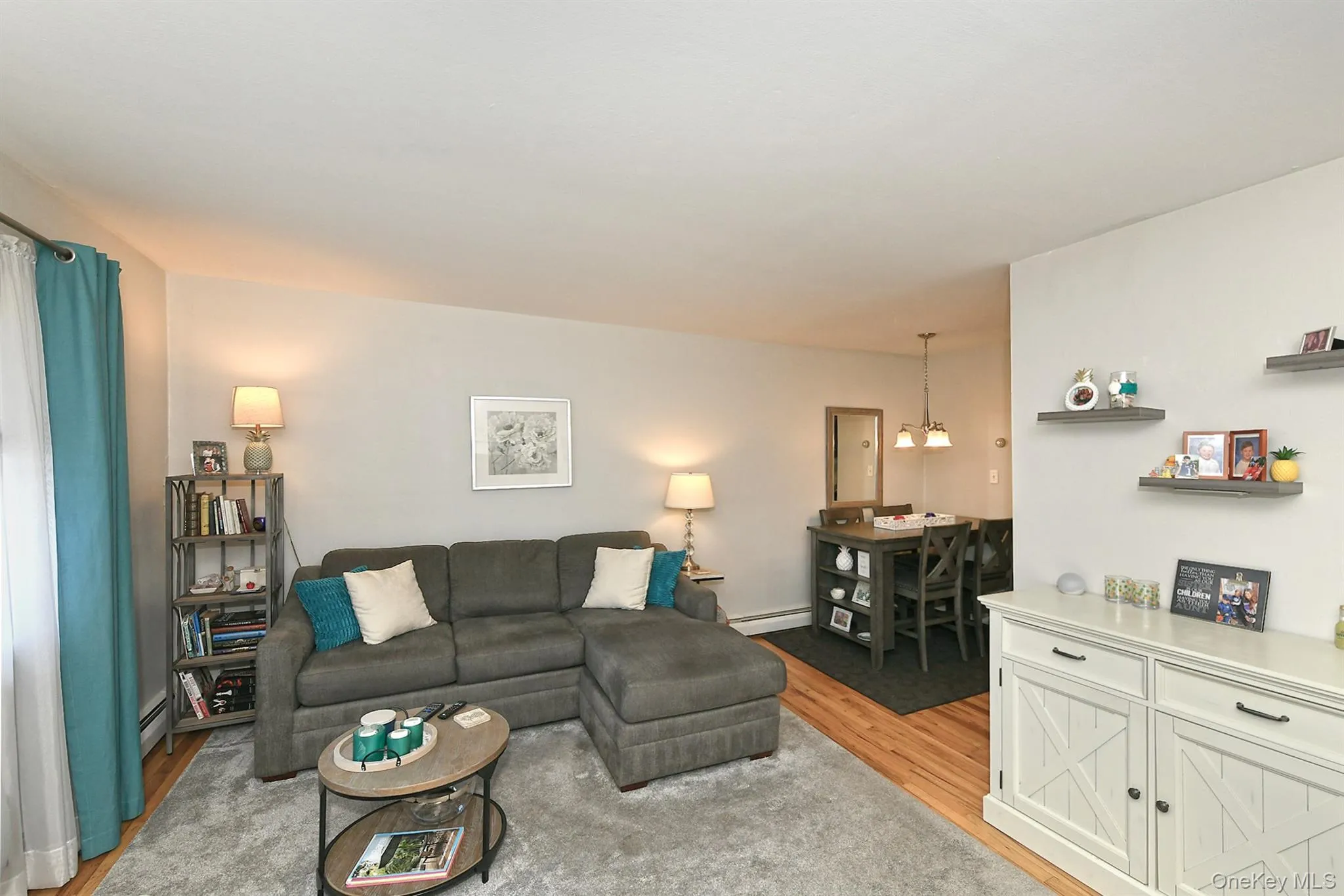 490 Main Street, Oyster Bay, NY, 1 Bedroom Bedrooms, 4 Rooms Rooms,1 BathroomBathrooms,Residential,For Rent,Main,0,1018613 490 Main Street, Oyster Bay, NY, 1 Bedroom Bedrooms, 4 Rooms Rooms,1 BathroomBathrooms,Residential,For Rent,Main,0,1018613