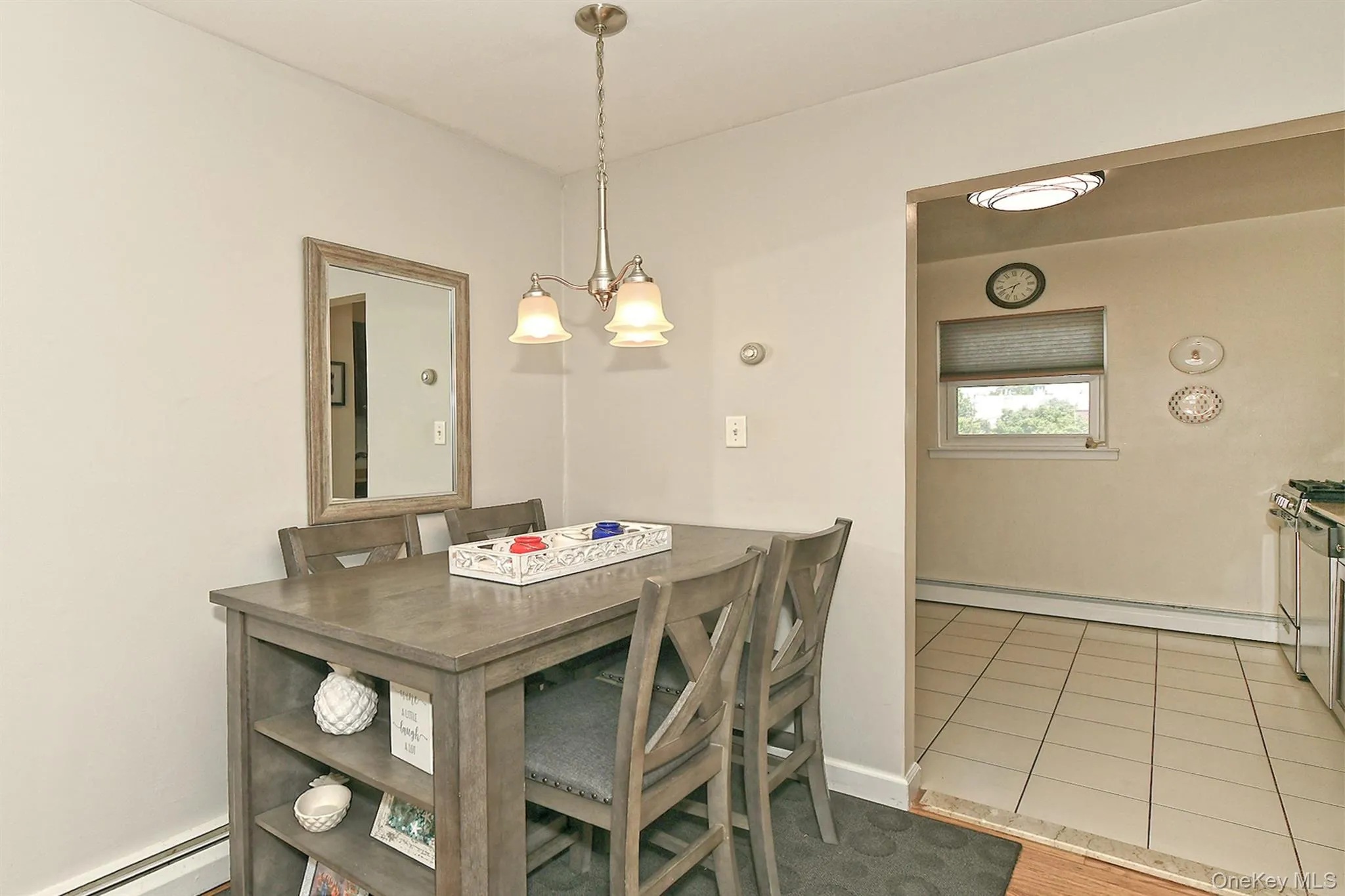 490 Main Street, Oyster Bay, NY, 1 Bedroom Bedrooms, 4 Rooms Rooms,1 BathroomBathrooms,Residential,For Rent,Main,0,1018613 490 Main Street, Oyster Bay, NY, 1 Bedroom Bedrooms, 4 Rooms Rooms,1 BathroomBathrooms,Residential,For Rent,Main,0,1018613