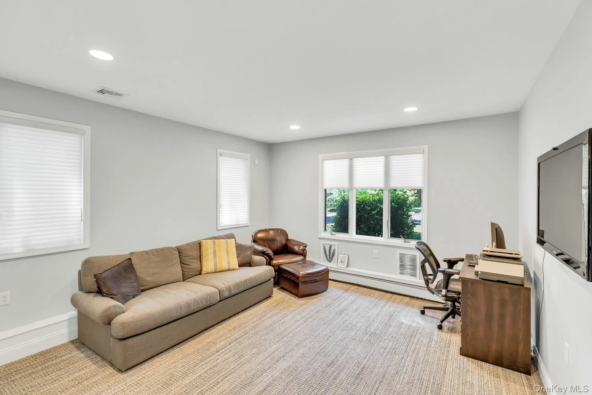 10 Winter Lane, Huntington, NY, 6 Bedrooms Bedrooms, 14 Rooms Rooms,4 BathroomsBathrooms,Residential,For Rent,Winter,0,1018614 10 Winter Lane, Huntington, NY, 6 Bedrooms Bedrooms, 14 Rooms Rooms,4 BathroomsBathrooms,Residential,For Rent,Winter,0,1018614