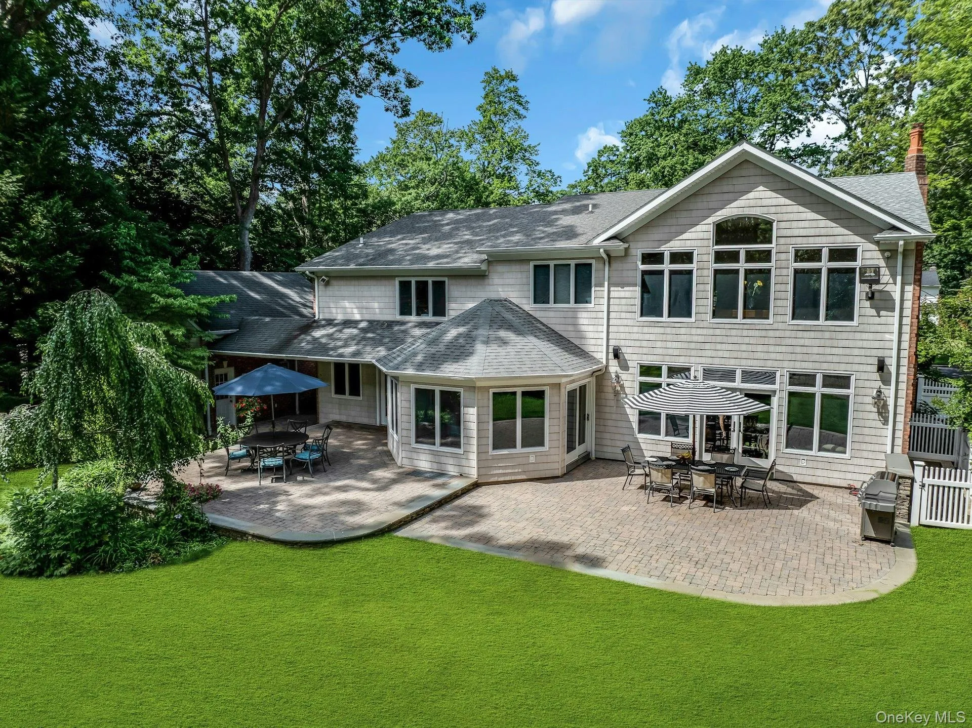 10 Winter Lane, Huntington, NY, 6 Bedrooms Bedrooms, 14 Rooms Rooms,4 BathroomsBathrooms,Residential,For Rent,Winter,0,1018614 10 Winter Lane, Huntington, NY, 6 Bedrooms Bedrooms, 14 Rooms Rooms,4 BathroomsBathrooms,Residential,For Rent,Winter,0,1018614