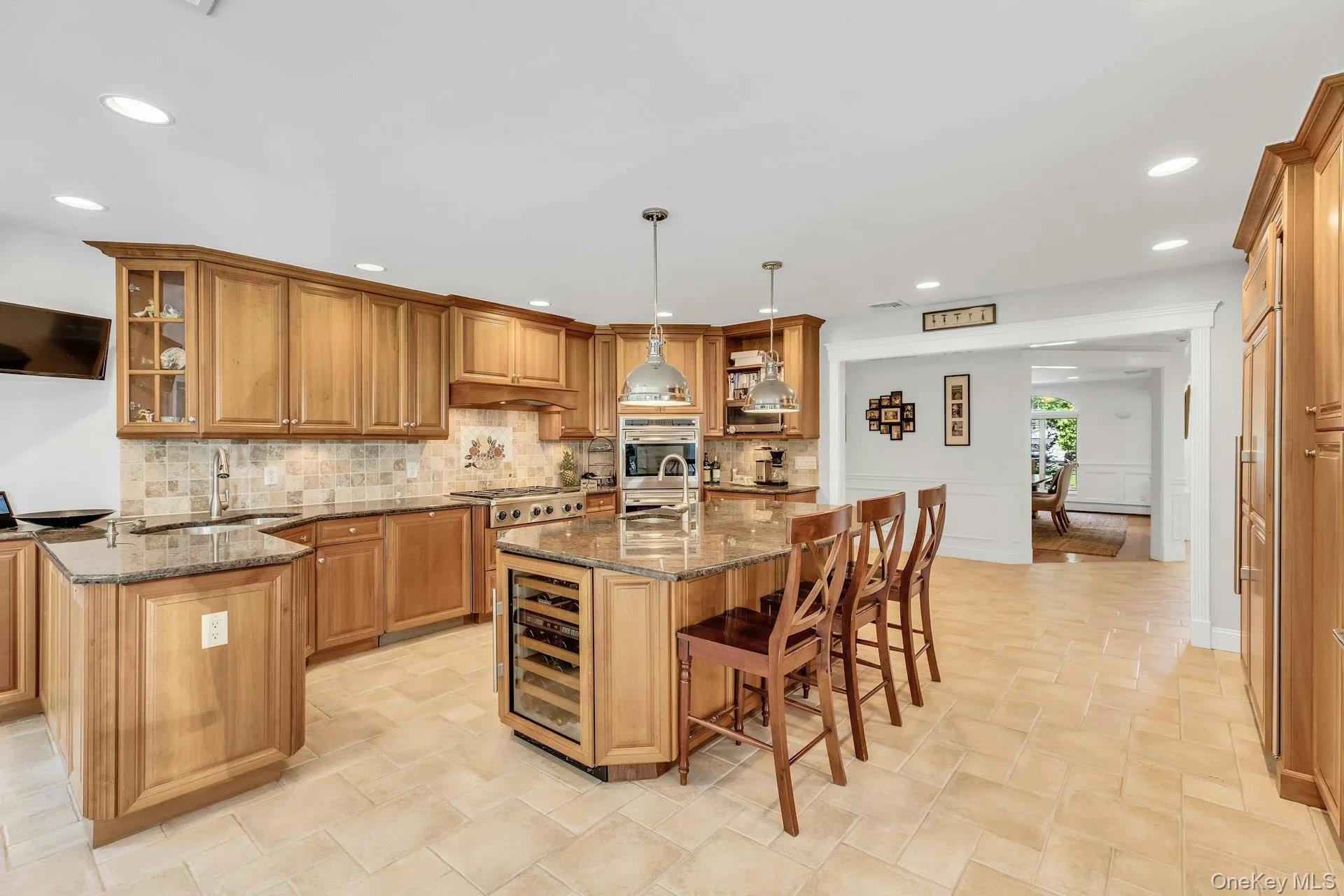 10 Winter Lane, Huntington, NY, 6 Bedrooms Bedrooms, 14 Rooms Rooms,4 BathroomsBathrooms,Residential,For Rent,Winter,0,1018614 10 Winter Lane, Huntington, NY, 6 Bedrooms Bedrooms, 14 Rooms Rooms,4 BathroomsBathrooms,Residential,For Rent,Winter,0,1018614