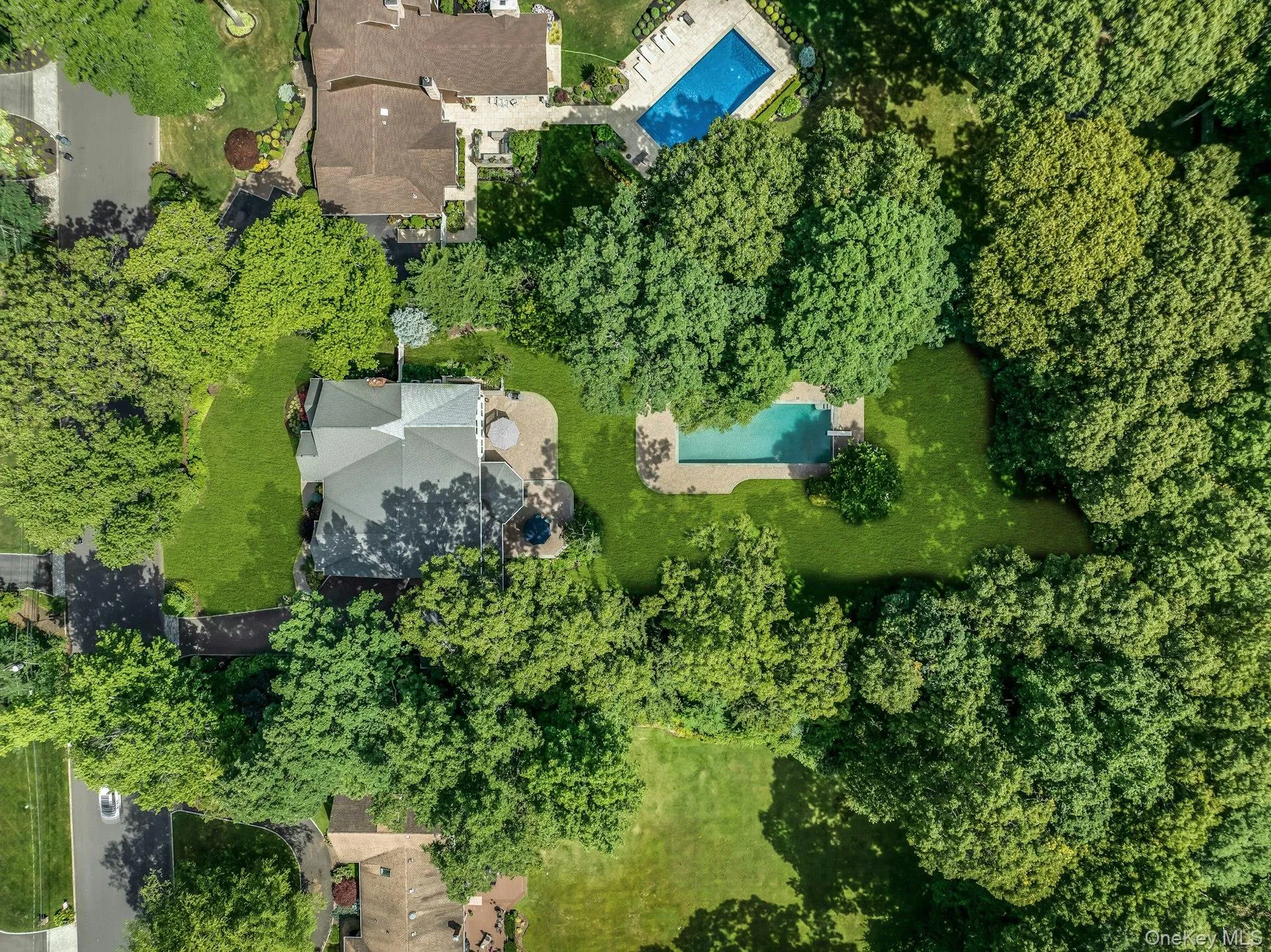 10 Winter Lane, Huntington, NY, 6 Bedrooms Bedrooms, 14 Rooms Rooms,4 BathroomsBathrooms,Residential,For Rent,Winter,0,1018614 10 Winter Lane, Huntington, NY, 6 Bedrooms Bedrooms, 14 Rooms Rooms,4 BathroomsBathrooms,Residential,For Rent,Winter,0,1018614