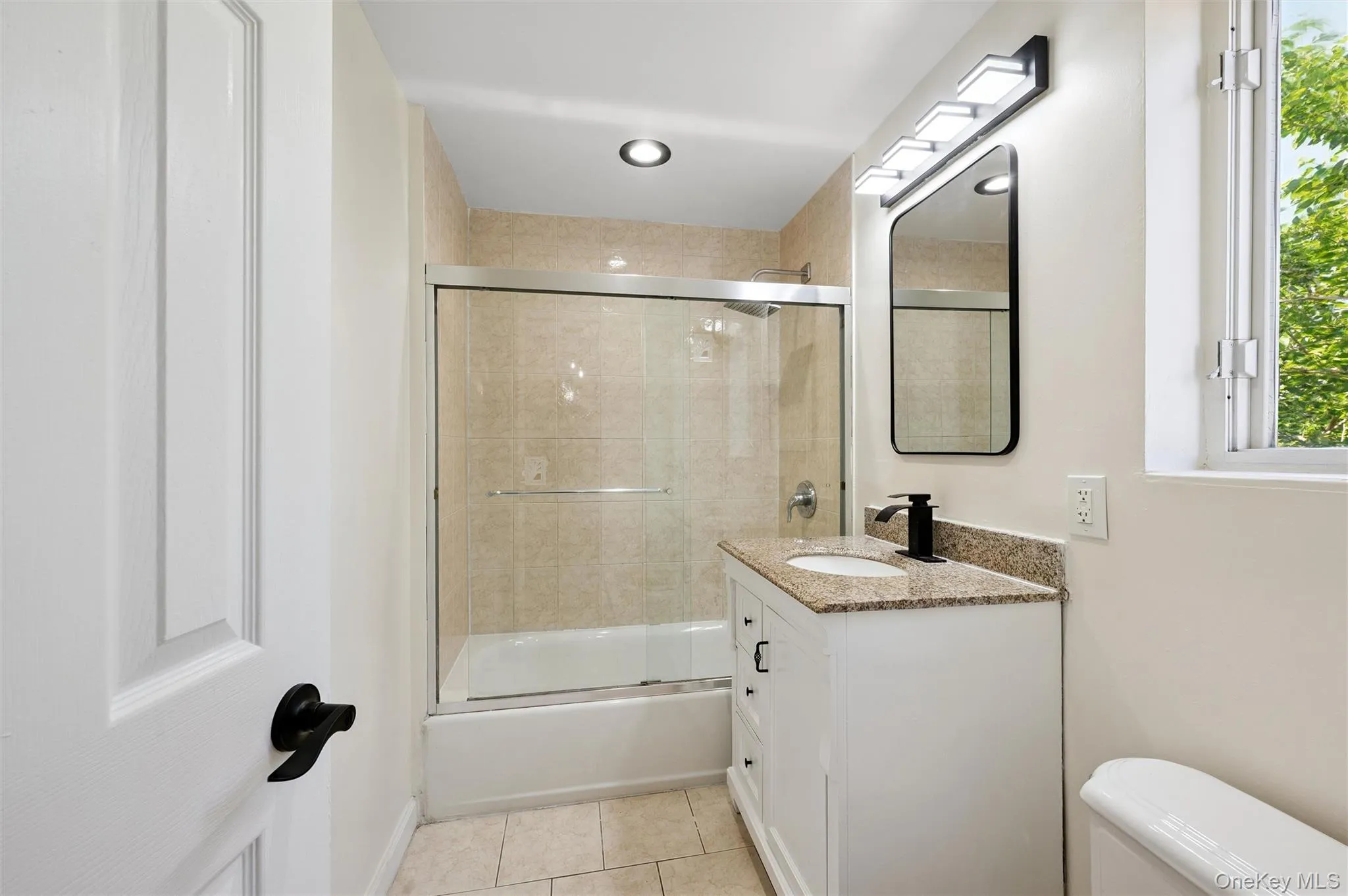 1321 Gillespie Avenue, New York, NY, 4 Bedrooms Bedrooms, 8 Rooms Rooms,2 BathroomsBathrooms,Residential,For Rent,Gillespie,0,KEY1018622 1321 Gillespie Avenue, New York, NY, 4 Bedrooms Bedrooms, 8 Rooms Rooms,2 BathroomsBathrooms,Residential,For Rent,Gillespie,0,KEY1018622