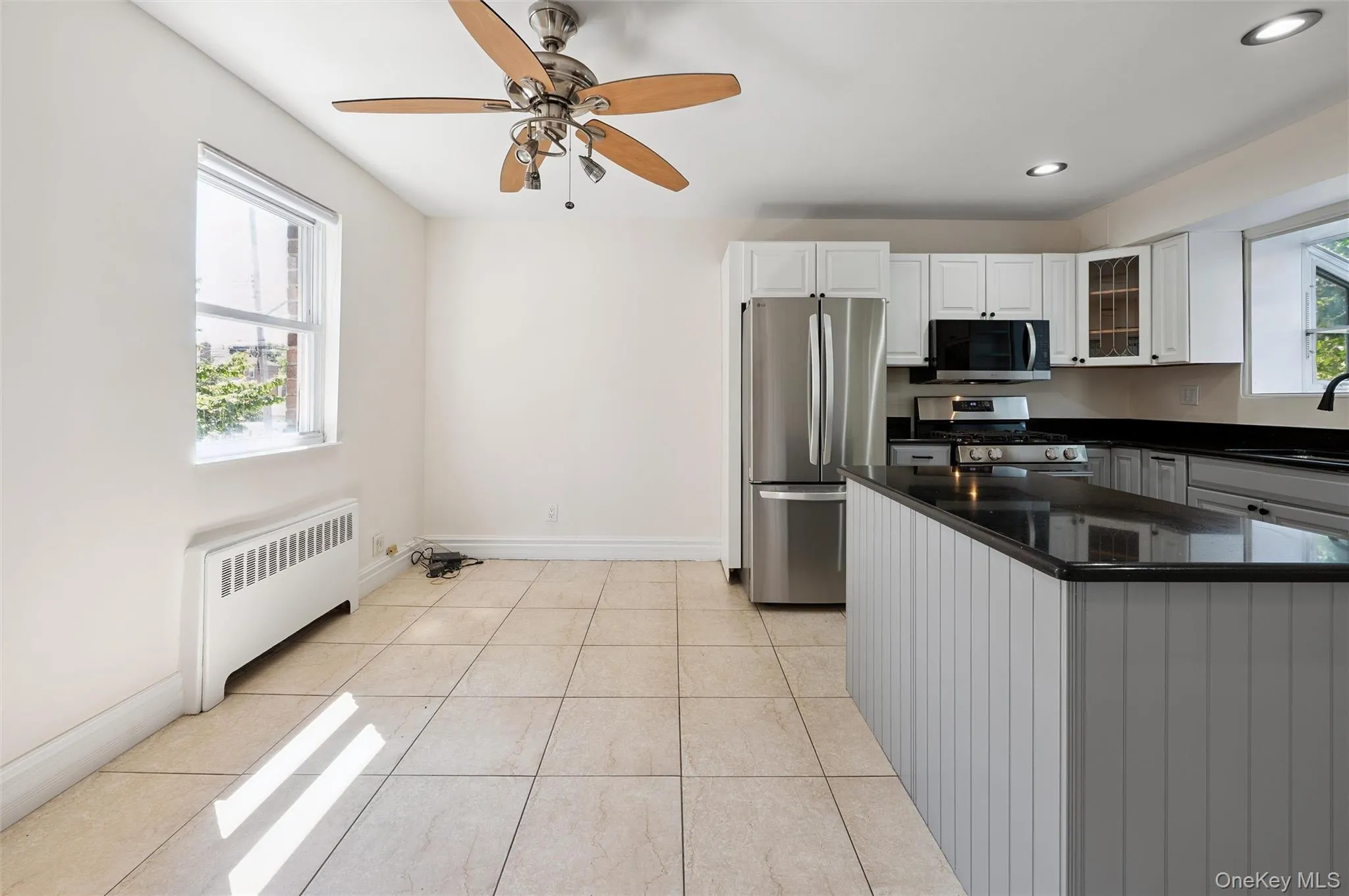 1321 Gillespie Avenue, New York, NY, 4 Bedrooms Bedrooms, 8 Rooms Rooms,2 BathroomsBathrooms,Residential,For Rent,Gillespie,0,KEY1018622 1321 Gillespie Avenue, New York, NY, 4 Bedrooms Bedrooms, 8 Rooms Rooms,2 BathroomsBathrooms,Residential,For Rent,Gillespie,0,KEY1018622