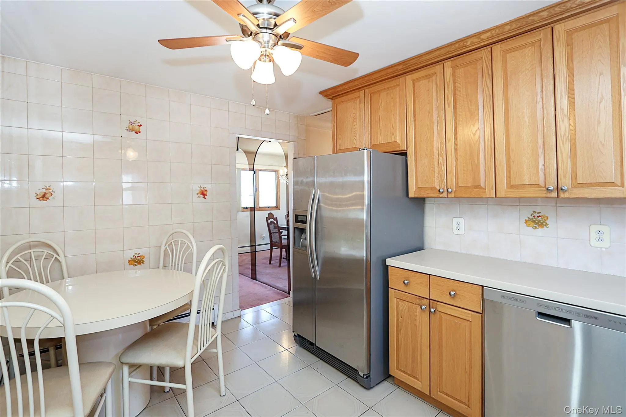 49 Lee Avenue, North Hempstead, NY, 4 Bedrooms Bedrooms, 10 Rooms Rooms,2 BathroomsBathrooms,Residential,For Rent,Lee,0,KEY1018624 49 Lee Avenue, North Hempstead, NY, 4 Bedrooms Bedrooms, 10 Rooms Rooms,2 BathroomsBathrooms,Residential,For Rent,Lee,0,KEY1018624
