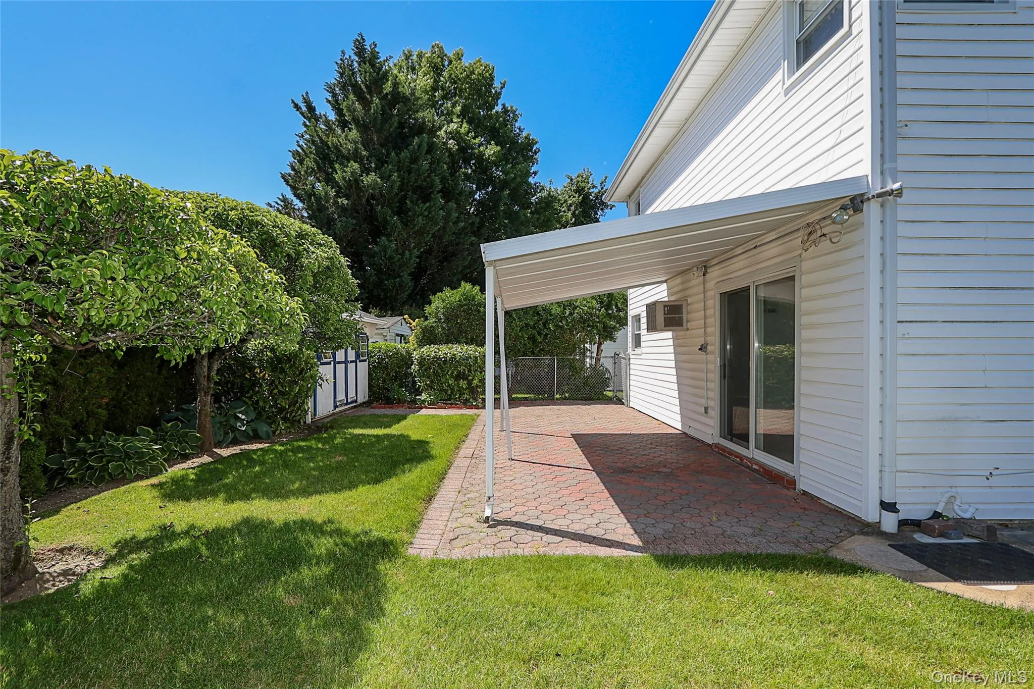 49 Lee Avenue, North Hempstead, NY, 4 Bedrooms Bedrooms, 10 Rooms Rooms,2 BathroomsBathrooms,Residential,For Rent,Lee,0,KEY1018624 49 Lee Avenue, North Hempstead, NY, 4 Bedrooms Bedrooms, 10 Rooms Rooms,2 BathroomsBathrooms,Residential,For Rent,Lee,0,KEY1018624