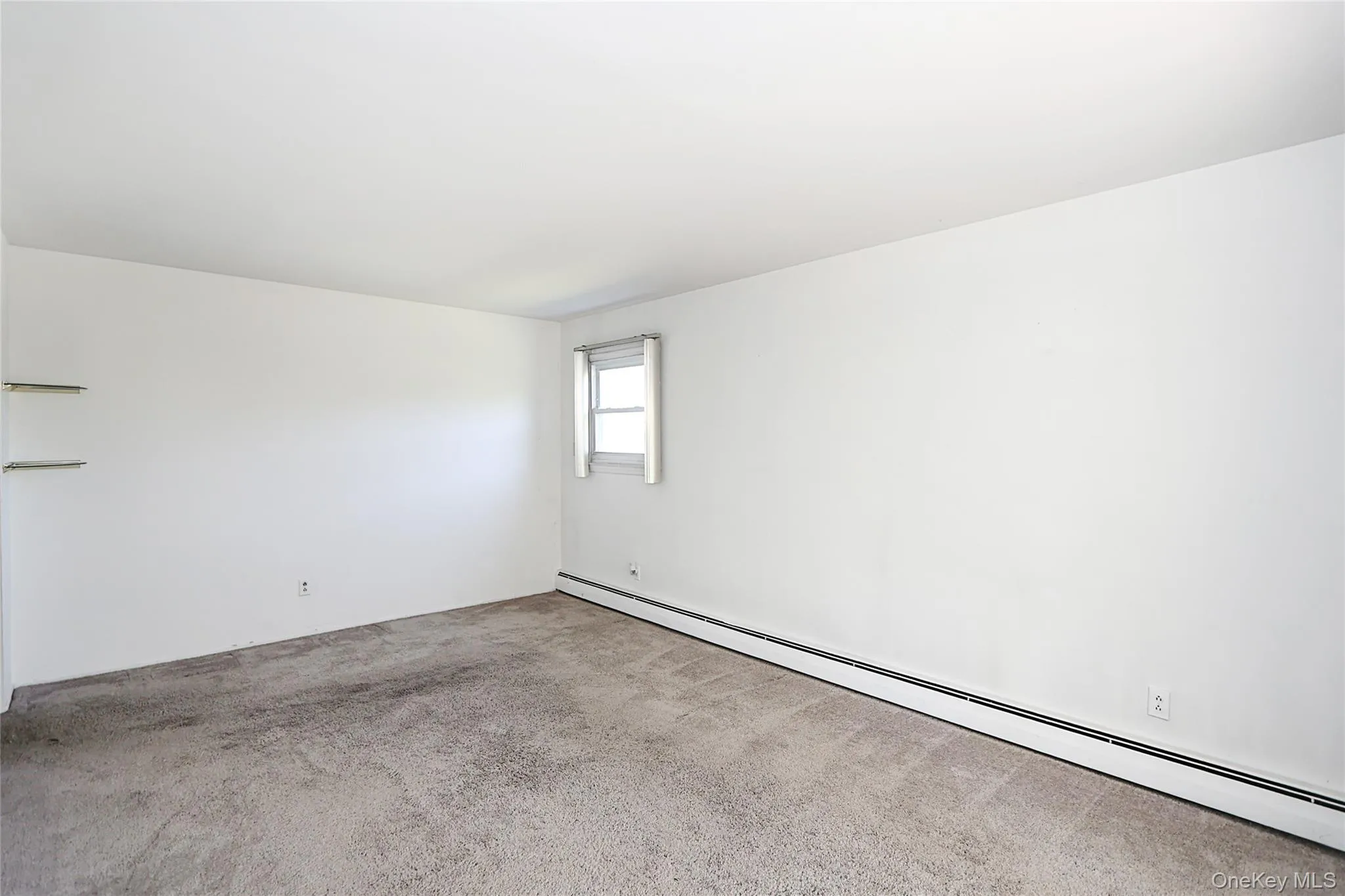 49 Lee Avenue, North Hempstead, NY, 4 Bedrooms Bedrooms, 10 Rooms Rooms,2 BathroomsBathrooms,Residential,For Rent,Lee,0,KEY1018624 49 Lee Avenue, North Hempstead, NY, 4 Bedrooms Bedrooms, 10 Rooms Rooms,2 BathroomsBathrooms,Residential,For Rent,Lee,0,KEY1018624