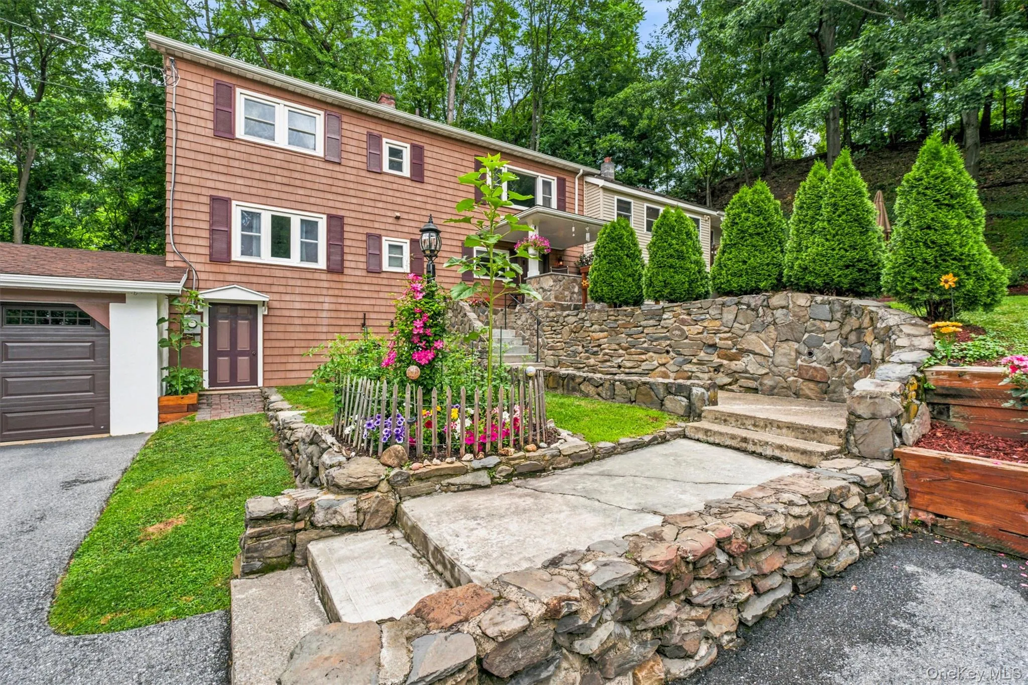 17 Dock, Marlboro, NY, 3 Bedrooms Bedrooms, 10 Rooms Rooms,2 BathroomsBathrooms,Residential,For Rent,Dock,0,1018626 17 Dock, Marlboro, NY, 3 Bedrooms Bedrooms, 10 Rooms Rooms,2 BathroomsBathrooms,Residential,For Rent,Dock,0,1018626