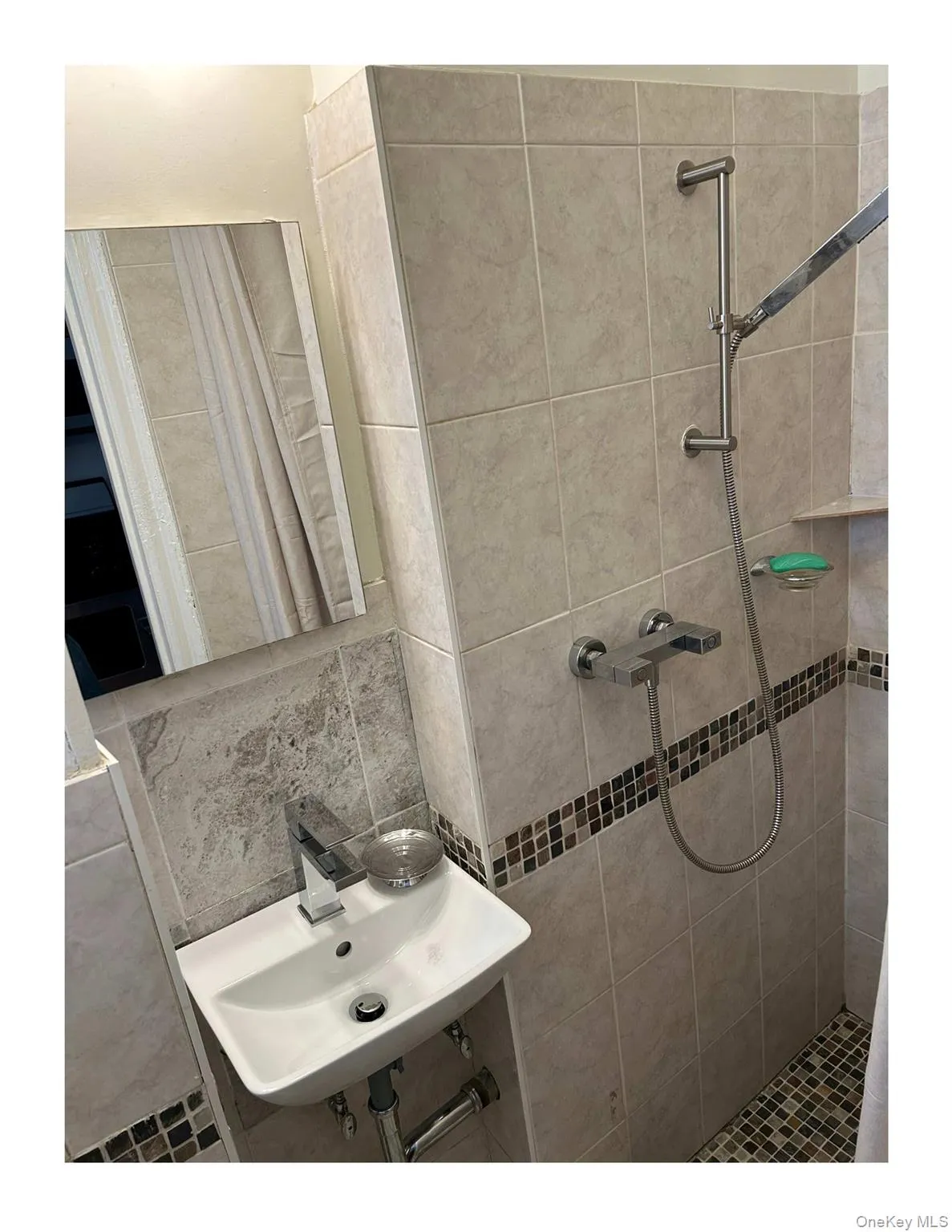 1 Franklin Avenue, White Plains, NY, 3 Rooms Rooms,1 BathroomBathrooms,Residential Lease,For Rent,Franklin,0,KEY1018639 1 Franklin Avenue, White Plains, NY, 3 Rooms Rooms,1 BathroomBathrooms,Residential Lease,For Rent,Franklin,0,KEY1018639