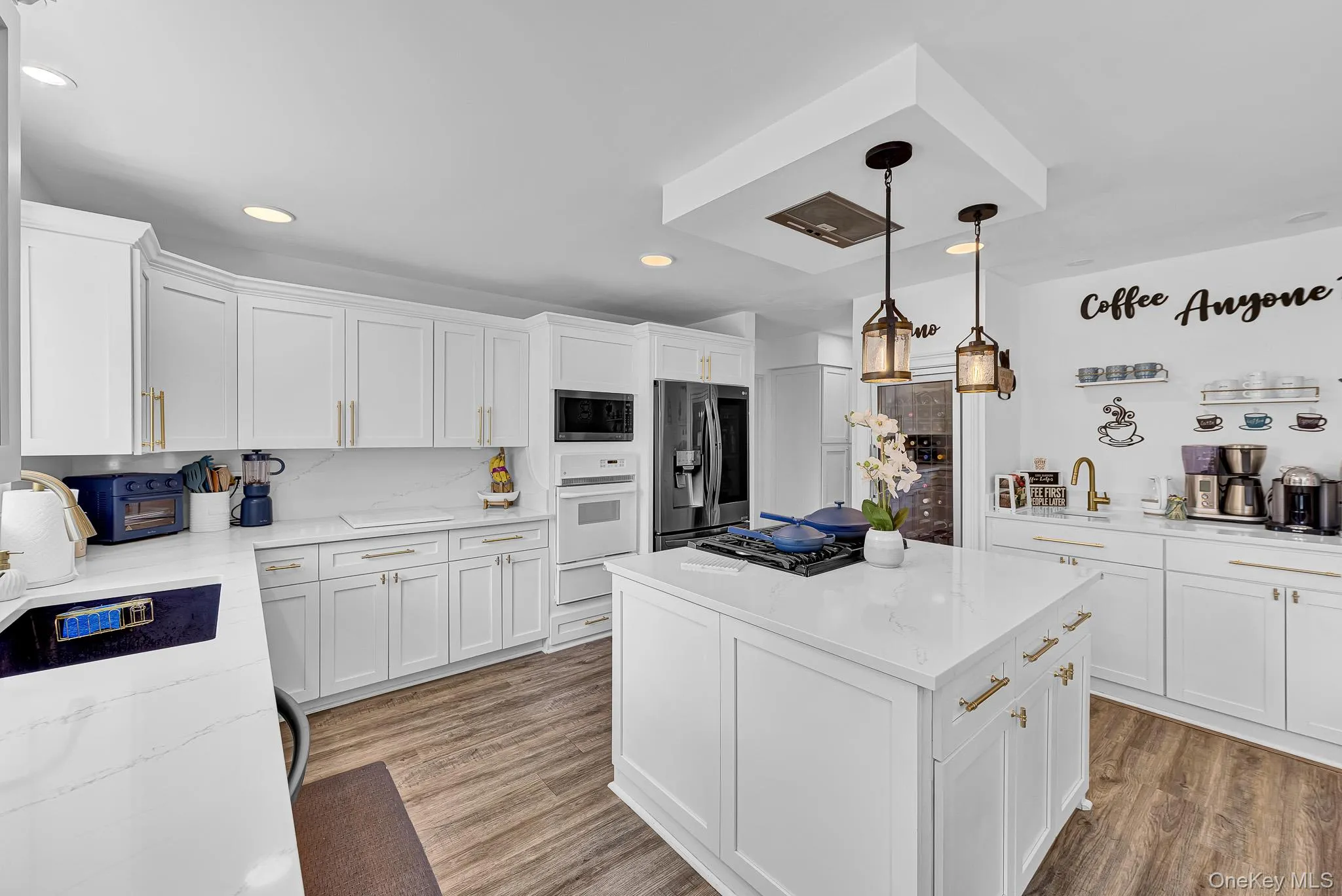 426 Wolf Hill Road, Huntington, NY, 5 Bedrooms Bedrooms, 11 Rooms Rooms,3 BathroomsBathrooms,Residential,For Rent,Wolf Hill,0,KEY1018644 426 Wolf Hill Road, Huntington, NY, 5 Bedrooms Bedrooms, 11 Rooms Rooms,3 BathroomsBathrooms,Residential,For Rent,Wolf Hill,0,KEY1018644
