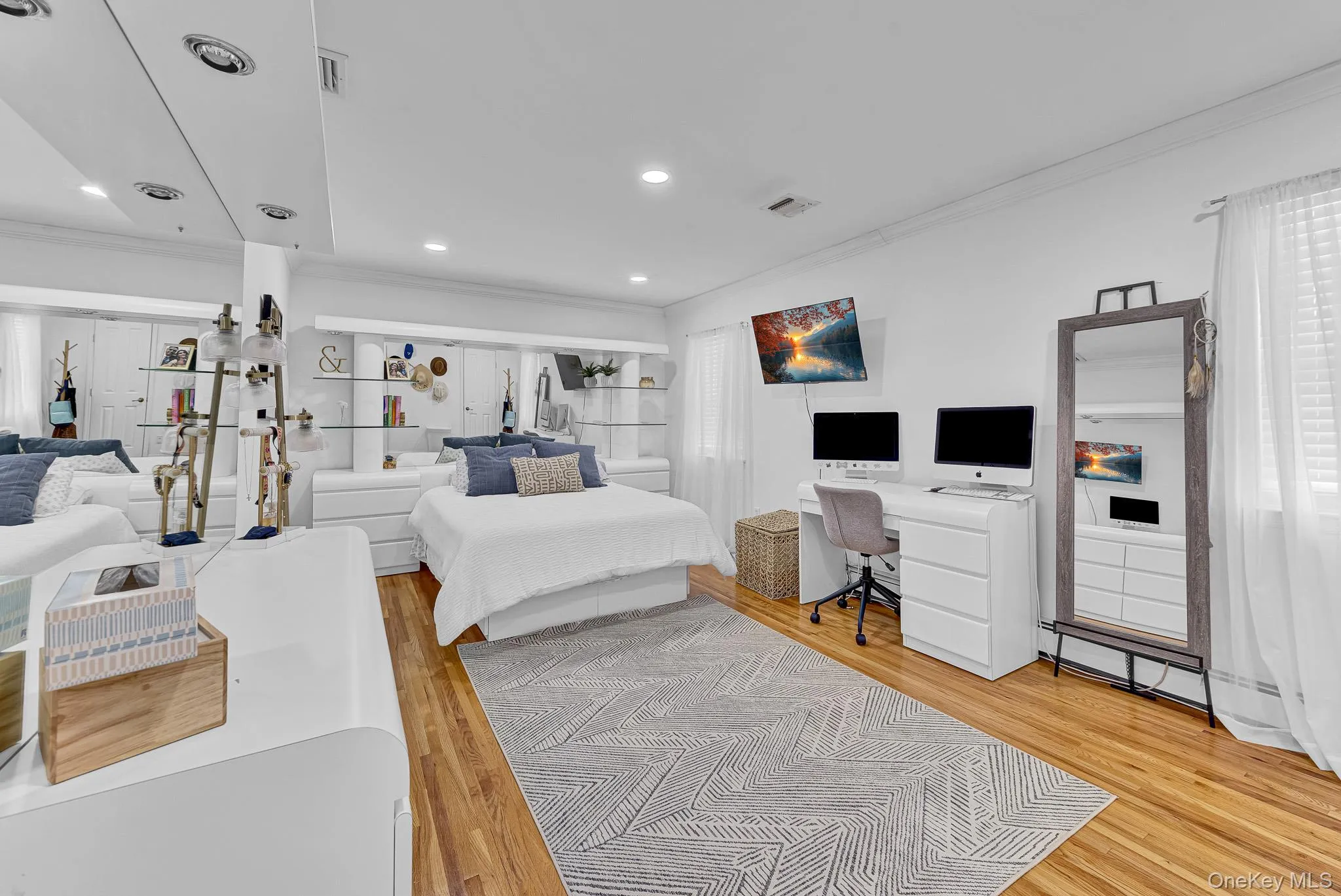 426 Wolf Hill Road, Huntington, NY, 5 Bedrooms Bedrooms, 11 Rooms Rooms,3 BathroomsBathrooms,Residential,For Rent,Wolf Hill,0,KEY1018644 426 Wolf Hill Road, Huntington, NY, 5 Bedrooms Bedrooms, 11 Rooms Rooms,3 BathroomsBathrooms,Residential,For Rent,Wolf Hill,0,KEY1018644