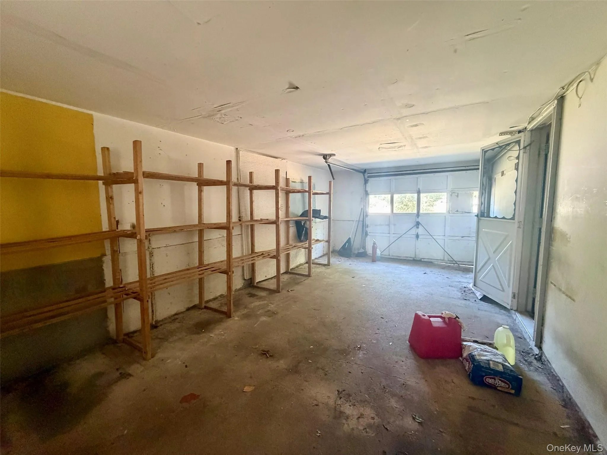 26 Cabin Lane, Brookhaven, NY, 3 Bedrooms Bedrooms, 6 Rooms Rooms,1 BathroomBathrooms,Residential,For Rent,Cabin,0,KEY1018650 26 Cabin Lane, Brookhaven, NY, 3 Bedrooms Bedrooms, 6 Rooms Rooms,1 BathroomBathrooms,Residential,For Rent,Cabin,0,KEY1018650