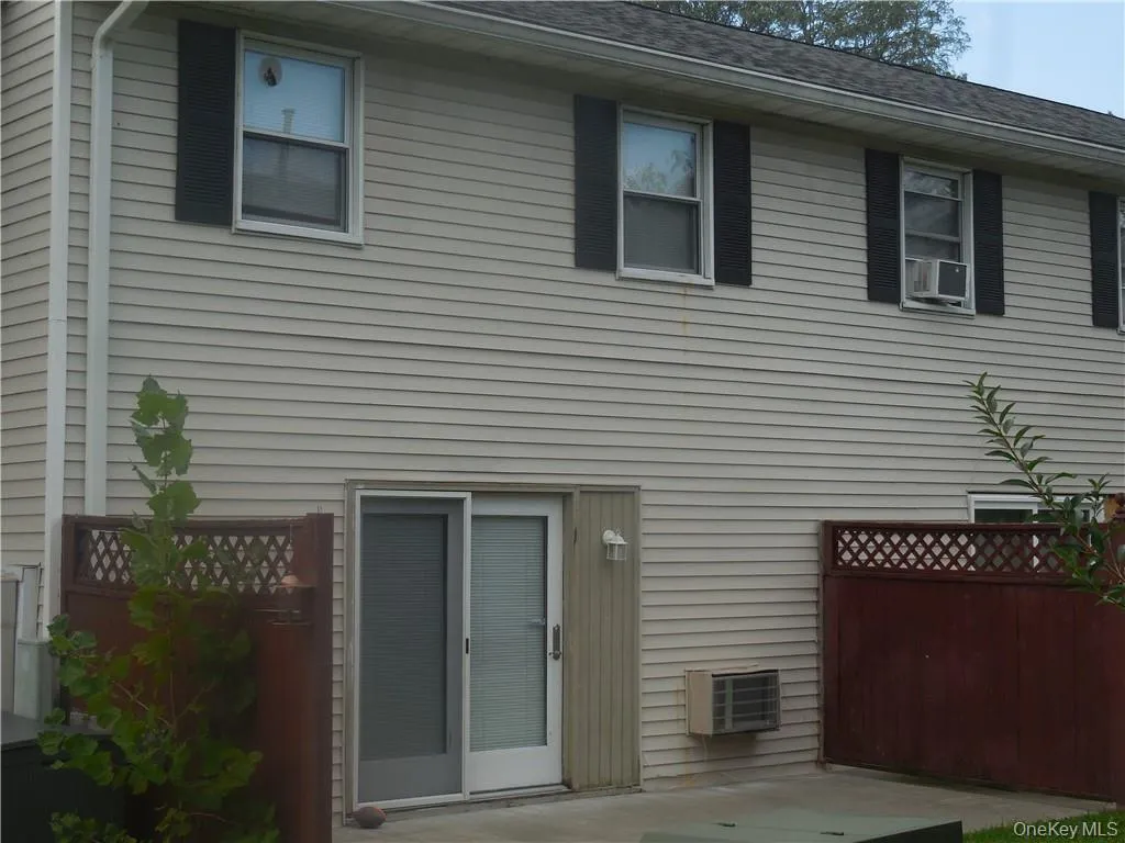 14 Patton Drive, Cornwall, NY, 3 Bedrooms Bedrooms, 5 Rooms Rooms,1 BathroomBathrooms,Residential Lease,For Rent,Patton,0,1018660 14 Patton Drive, Cornwall, NY, 3 Bedrooms Bedrooms, 5 Rooms Rooms,1 BathroomBathrooms,Residential Lease,For Rent,Patton,0,1018660