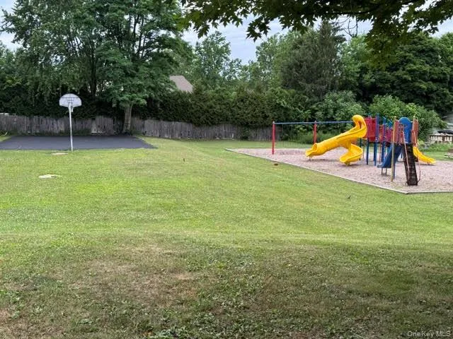 14 Patton Drive, Cornwall, NY, 3 Bedrooms Bedrooms, 5 Rooms Rooms,1 BathroomBathrooms,Residential Lease,For Rent,Patton,0,1018660 14 Patton Drive, Cornwall, NY, 3 Bedrooms Bedrooms, 5 Rooms Rooms,1 BathroomBathrooms,Residential Lease,For Rent,Patton,0,1018660