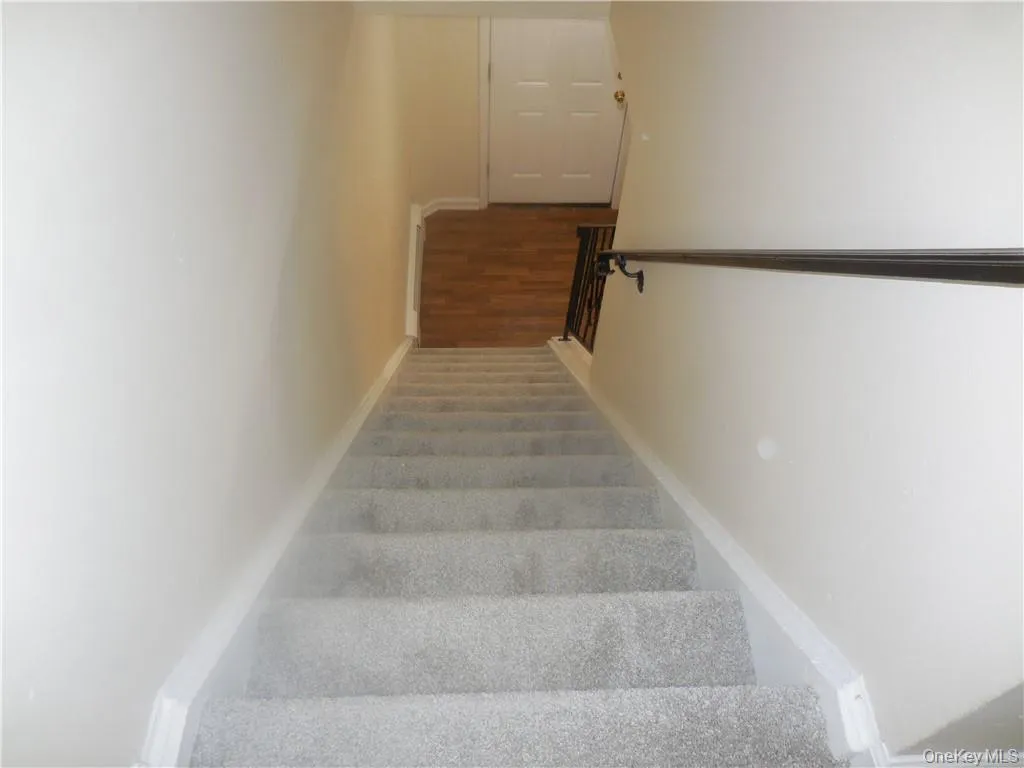 14 Patton Drive, Cornwall, NY, 3 Bedrooms Bedrooms, 5 Rooms Rooms,1 BathroomBathrooms,Residential Lease,For Rent,Patton,0,1018660 14 Patton Drive, Cornwall, NY, 3 Bedrooms Bedrooms, 5 Rooms Rooms,1 BathroomBathrooms,Residential Lease,For Rent,Patton,0,1018660