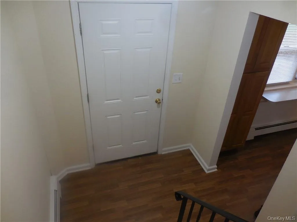 14 Patton Drive, Cornwall, NY, 3 Bedrooms Bedrooms, 5 Rooms Rooms,1 BathroomBathrooms,Residential Lease,For Rent,Patton,0,1018660 14 Patton Drive, Cornwall, NY, 3 Bedrooms Bedrooms, 5 Rooms Rooms,1 BathroomBathrooms,Residential Lease,For Rent,Patton,0,1018660