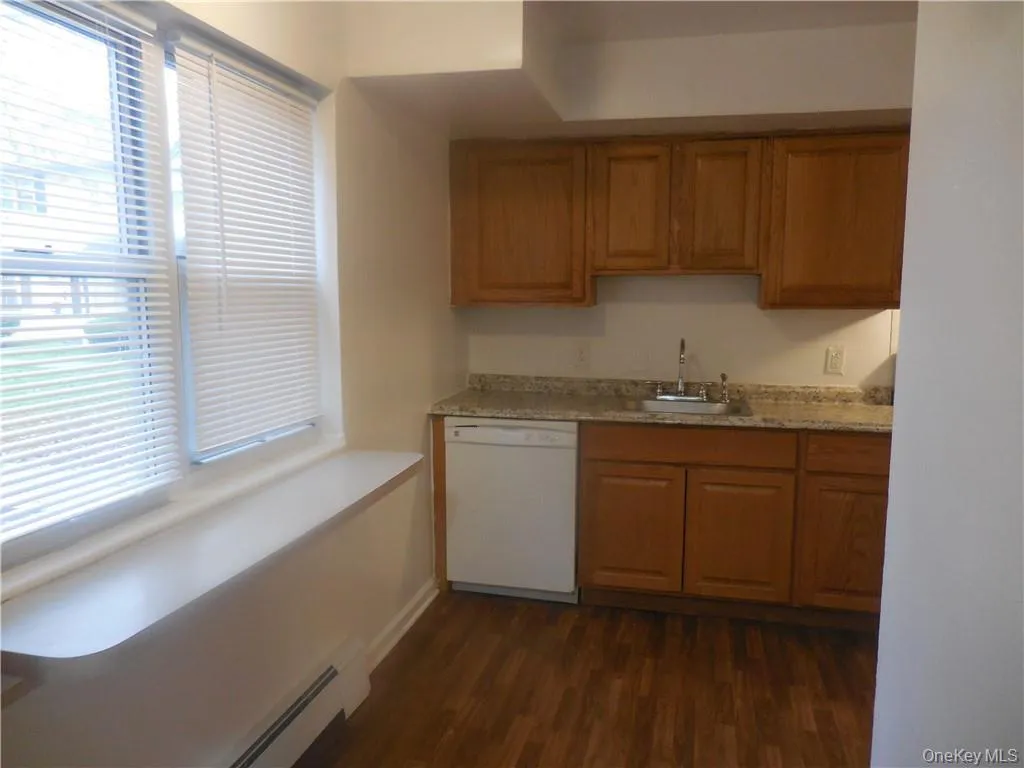 14 Patton Drive, Cornwall, NY, 3 Bedrooms Bedrooms, 5 Rooms Rooms,1 BathroomBathrooms,Residential Lease,For Rent,Patton,0,1018660 14 Patton Drive, Cornwall, NY, 3 Bedrooms Bedrooms, 5 Rooms Rooms,1 BathroomBathrooms,Residential Lease,For Rent,Patton,0,1018660