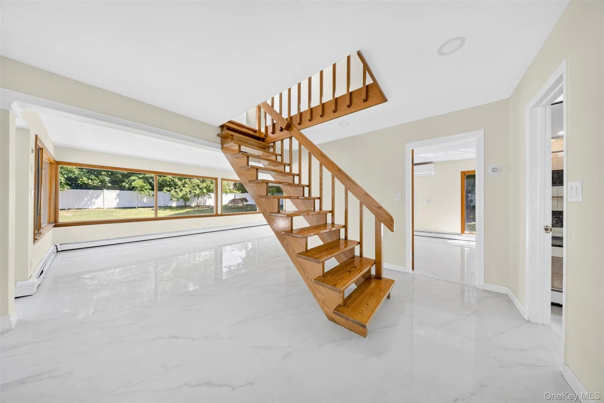 81 Carriage Lane, North Hempstead, NY, 4 Bedrooms Bedrooms, 8 Rooms Rooms,3 BathroomsBathrooms,Residential,For Rent,Carriage,0,KEY1018661 81 Carriage Lane, North Hempstead, NY, 4 Bedrooms Bedrooms, 8 Rooms Rooms,3 BathroomsBathrooms,Residential,For Rent,Carriage,0,KEY1018661