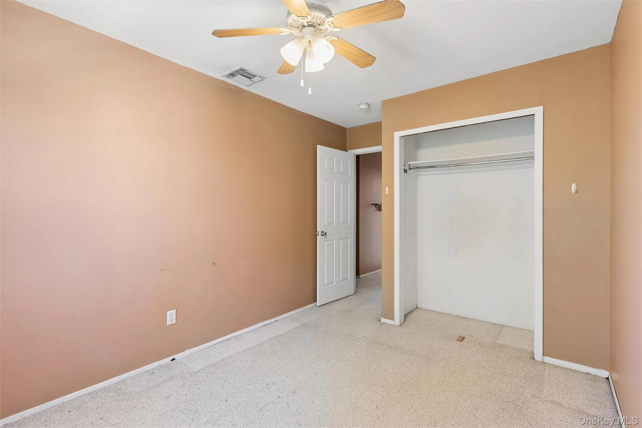 1601 Johnson Avenue, Hempstead, NY, 3 Bedrooms Bedrooms, 5 Rooms Rooms,2 BathroomsBathrooms,Residential,For Rent,Johnson,0,KEY1018668 1601 Johnson Avenue, Hempstead, NY, 3 Bedrooms Bedrooms, 5 Rooms Rooms,2 BathroomsBathrooms,Residential,For Rent,Johnson,0,KEY1018668