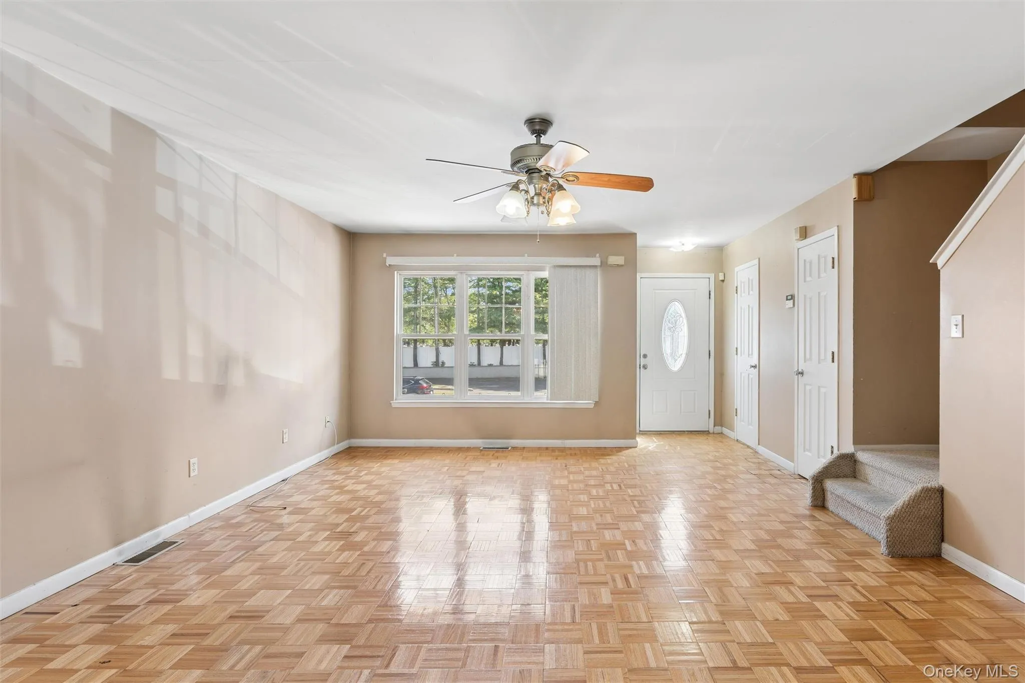 1601 Johnson Avenue, Hempstead, NY, 3 Bedrooms Bedrooms, 5 Rooms Rooms,2 BathroomsBathrooms,Residential,For Rent,Johnson,0,KEY1018668 1601 Johnson Avenue, Hempstead, NY, 3 Bedrooms Bedrooms, 5 Rooms Rooms,2 BathroomsBathrooms,Residential,For Rent,Johnson,0,KEY1018668