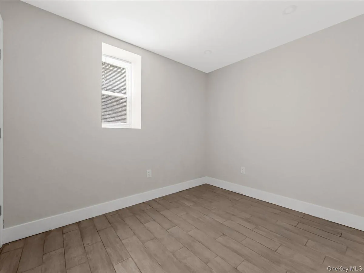 910 226th Street, New York, NY, 3 Bedrooms Bedrooms, 5 Rooms Rooms,2 BathroomsBathrooms,Residential Lease,For Rent,226th,0,KEY1018669 910 226th Street, New York, NY, 3 Bedrooms Bedrooms, 5 Rooms Rooms,2 BathroomsBathrooms,Residential Lease,For Rent,226th,0,KEY1018669